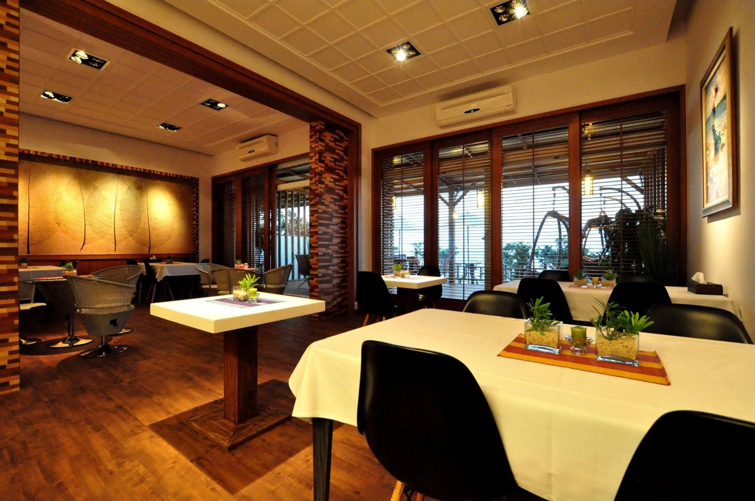 Restaurant/places to eat in Hai Yuansu 178
