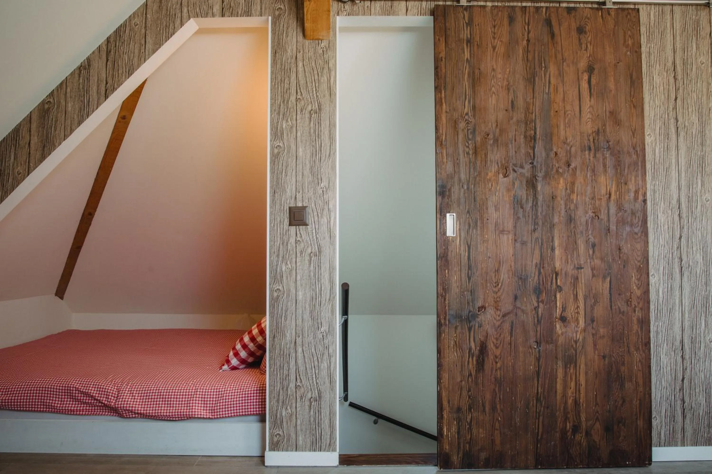 Bed in Le Jour et la Nuit