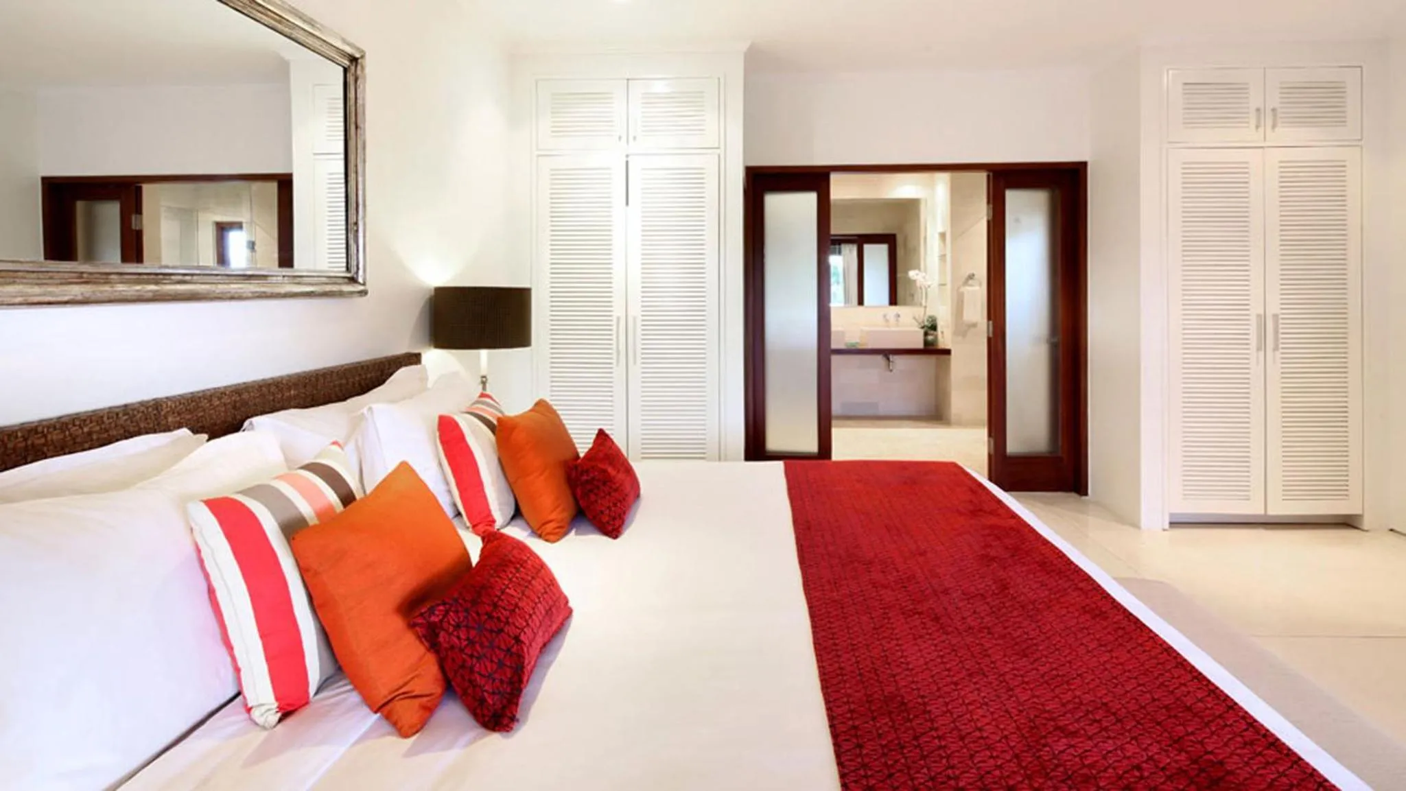 Bed in Villa Asante