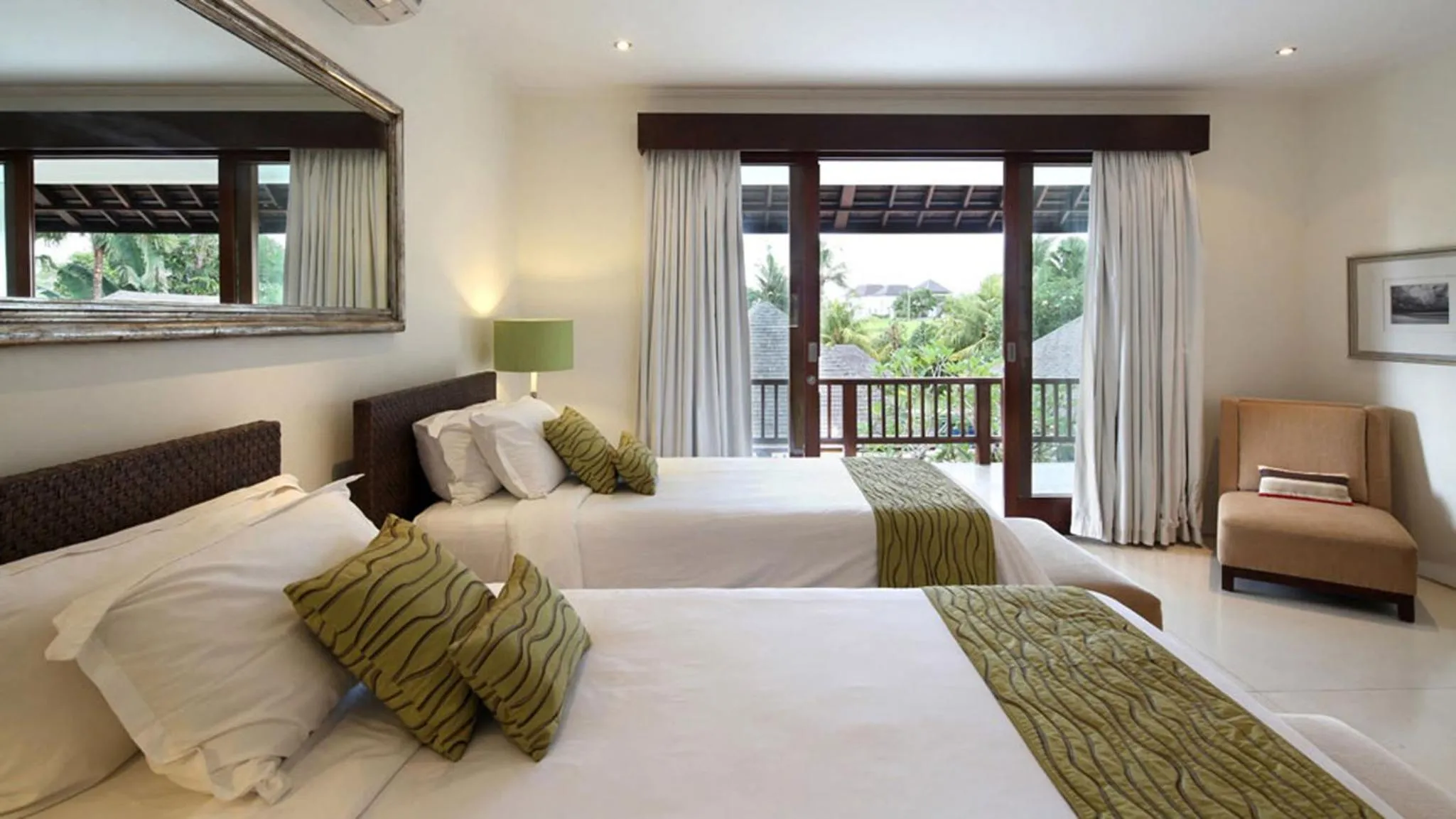 Bed in Villa Asante