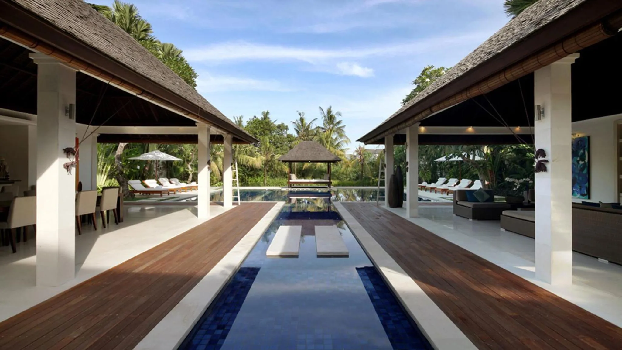 Pool view in Villa Asante