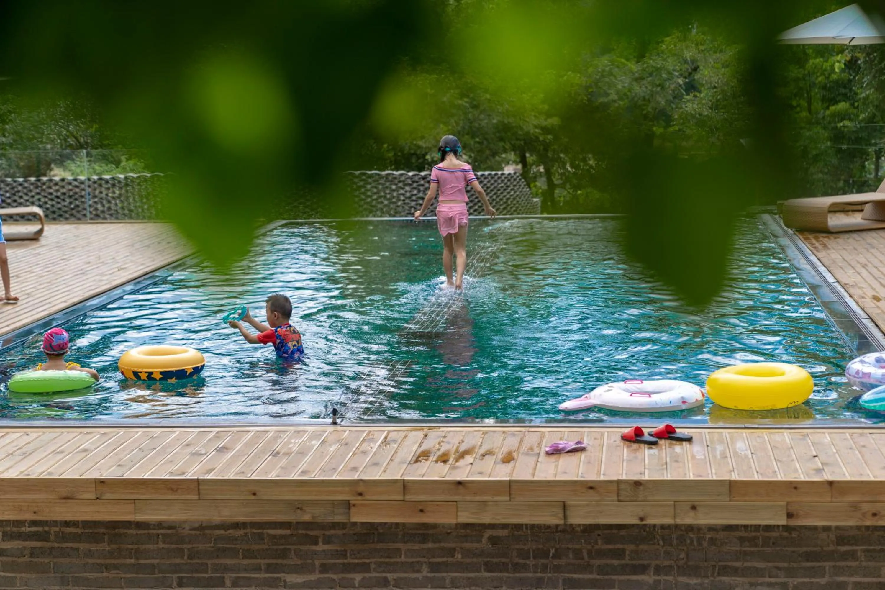 Swimming pool in Yangshuo River Lodge Hotel - Airport or TS Free pick up over 3 nights