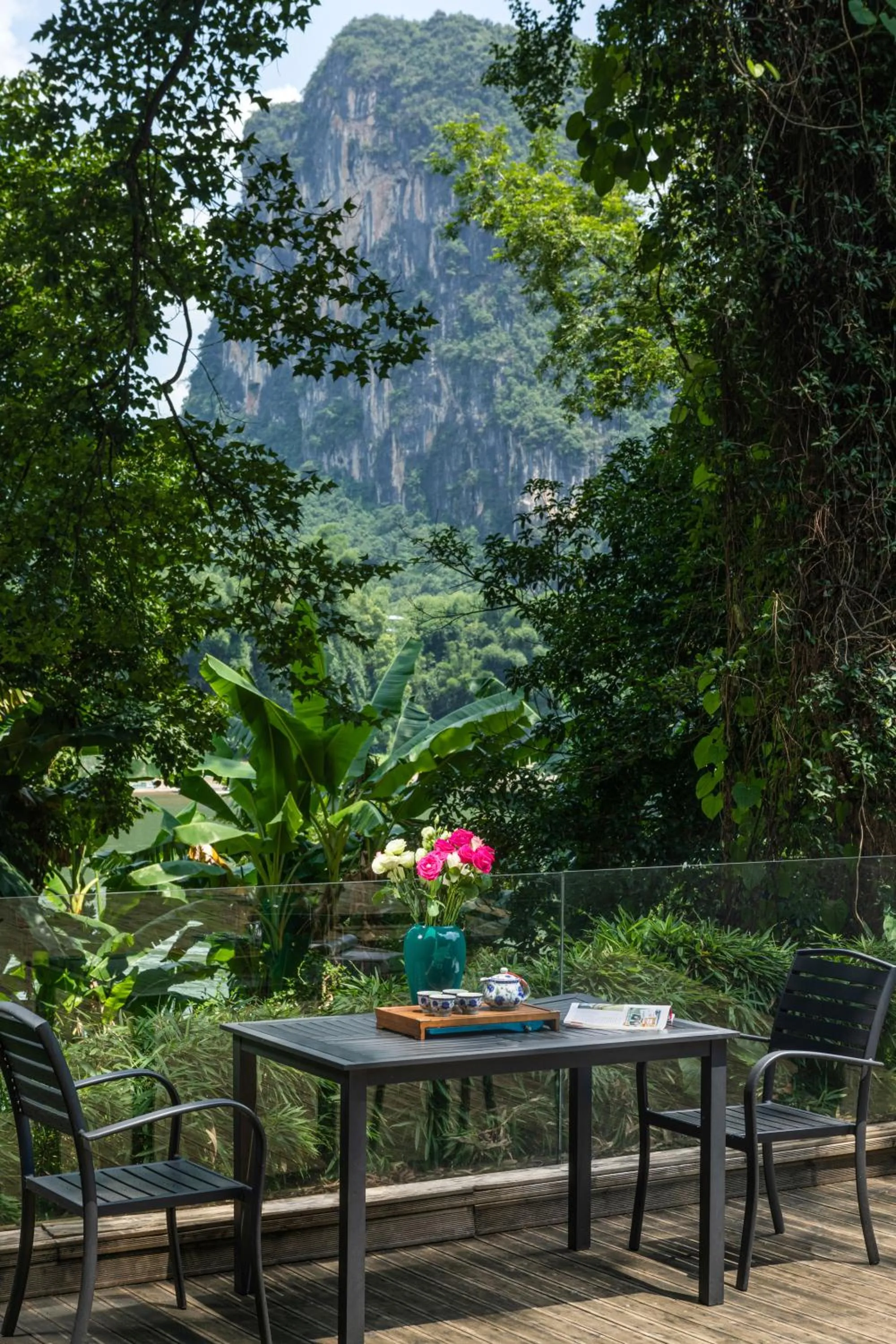 Mountain view in Yangshuo River Lodge Hotel - Airport or TS Free pick up over 3 nights