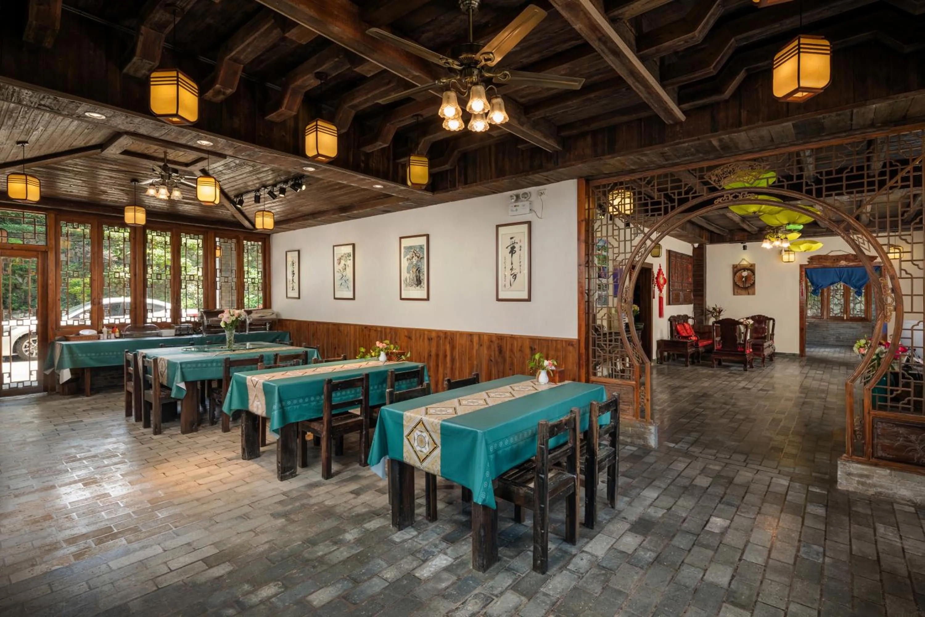 Restaurant/places to eat in Yangshuo River Lodge Hotel - Airport or TS Free pick up over 3 nights