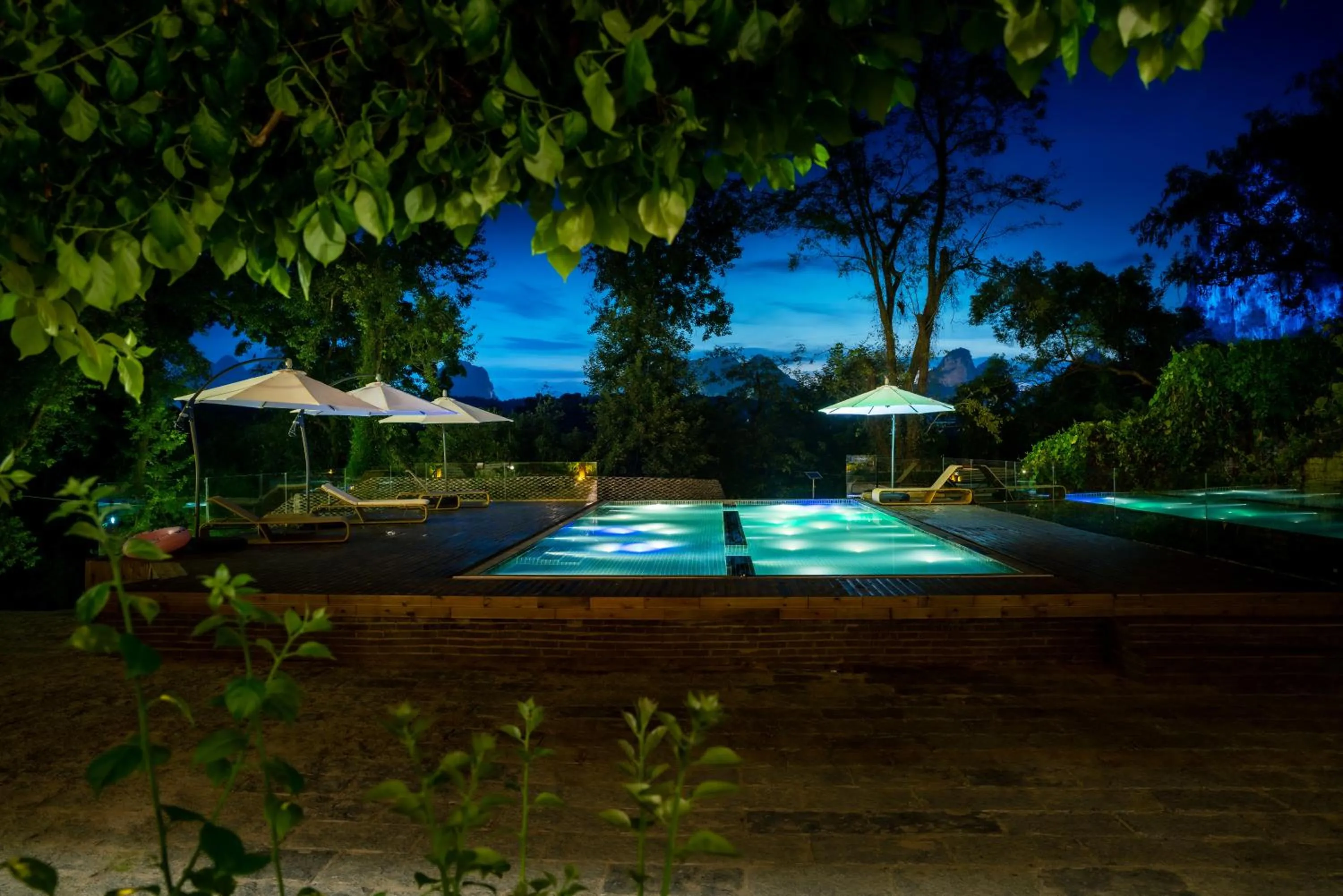 Swimming pool in Yangshuo River Lodge Hotel - Airport or TS Free pick up over 3 nights