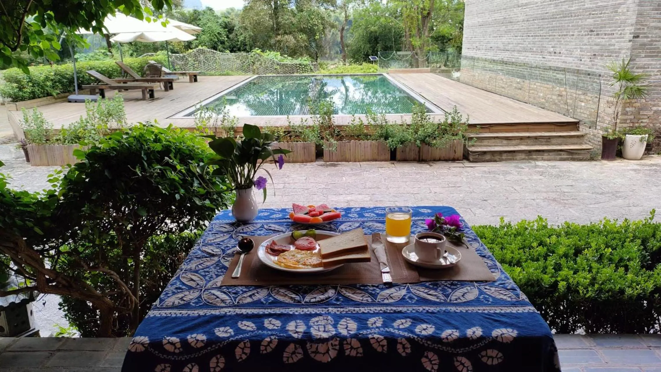 Coffee/tea facilities in Yangshuo River Lodge Hotel - Airport or TS Free pick up over 3 nights