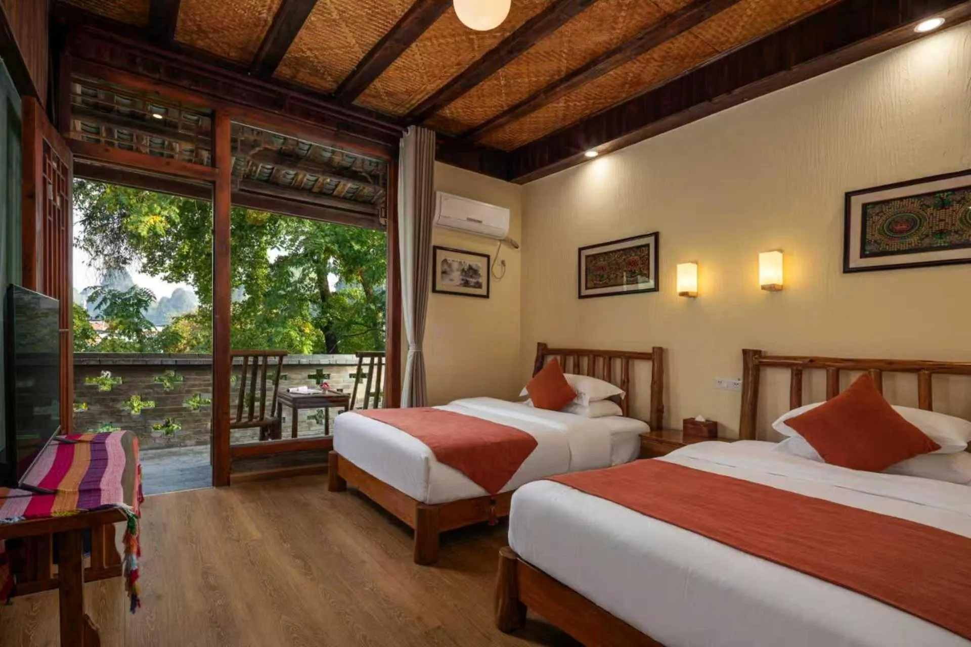 Bedroom, Bed in Yangshuo River Lodge Hotel - Airport or TS Free pick up over 3 nights