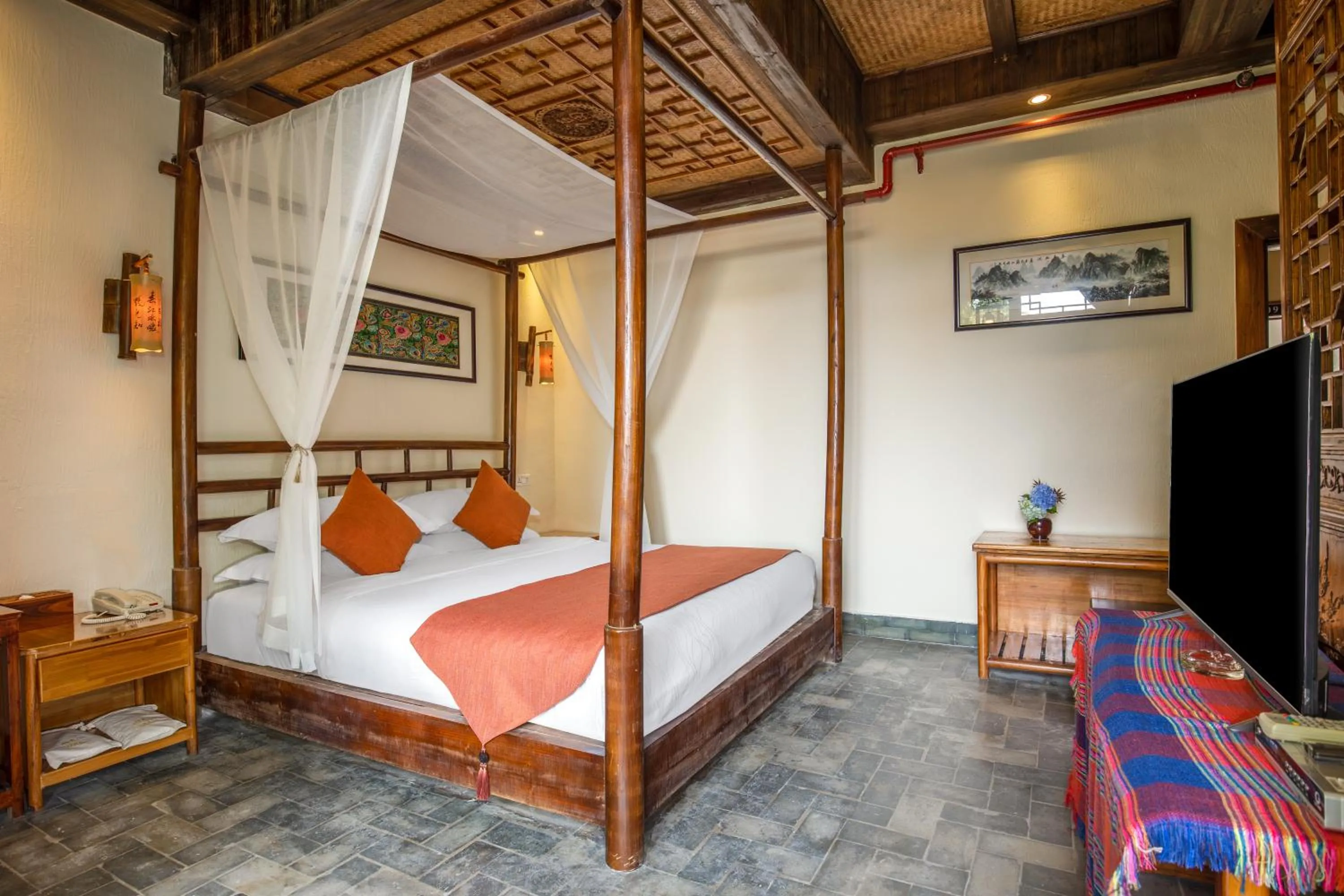 Decorative detail, Bed in Yangshuo River Lodge Hotel - Airport or TS Free pick up over 3 nights