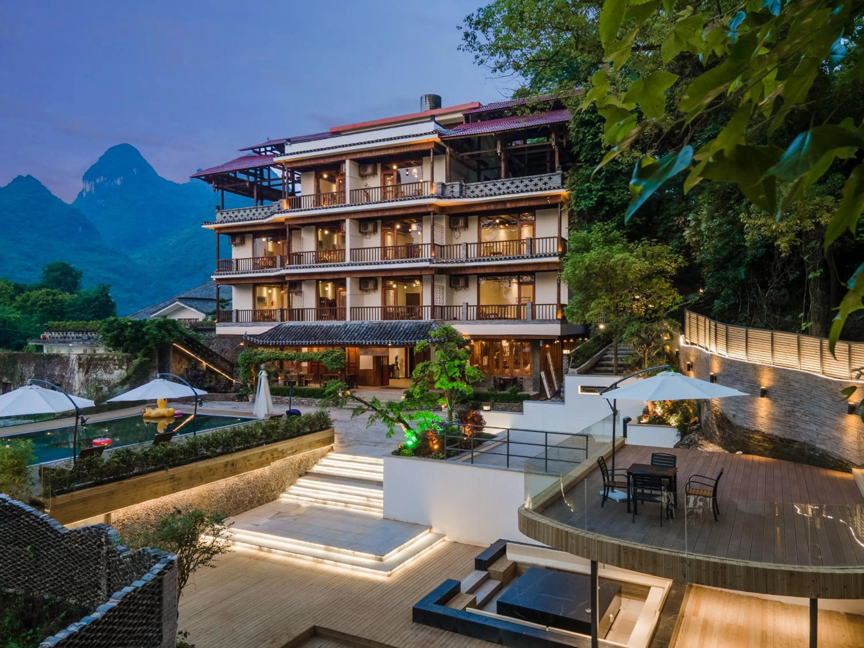 Property building in Yangshuo River Lodge Hotel - Airport or TS Free pick up over 3 nights