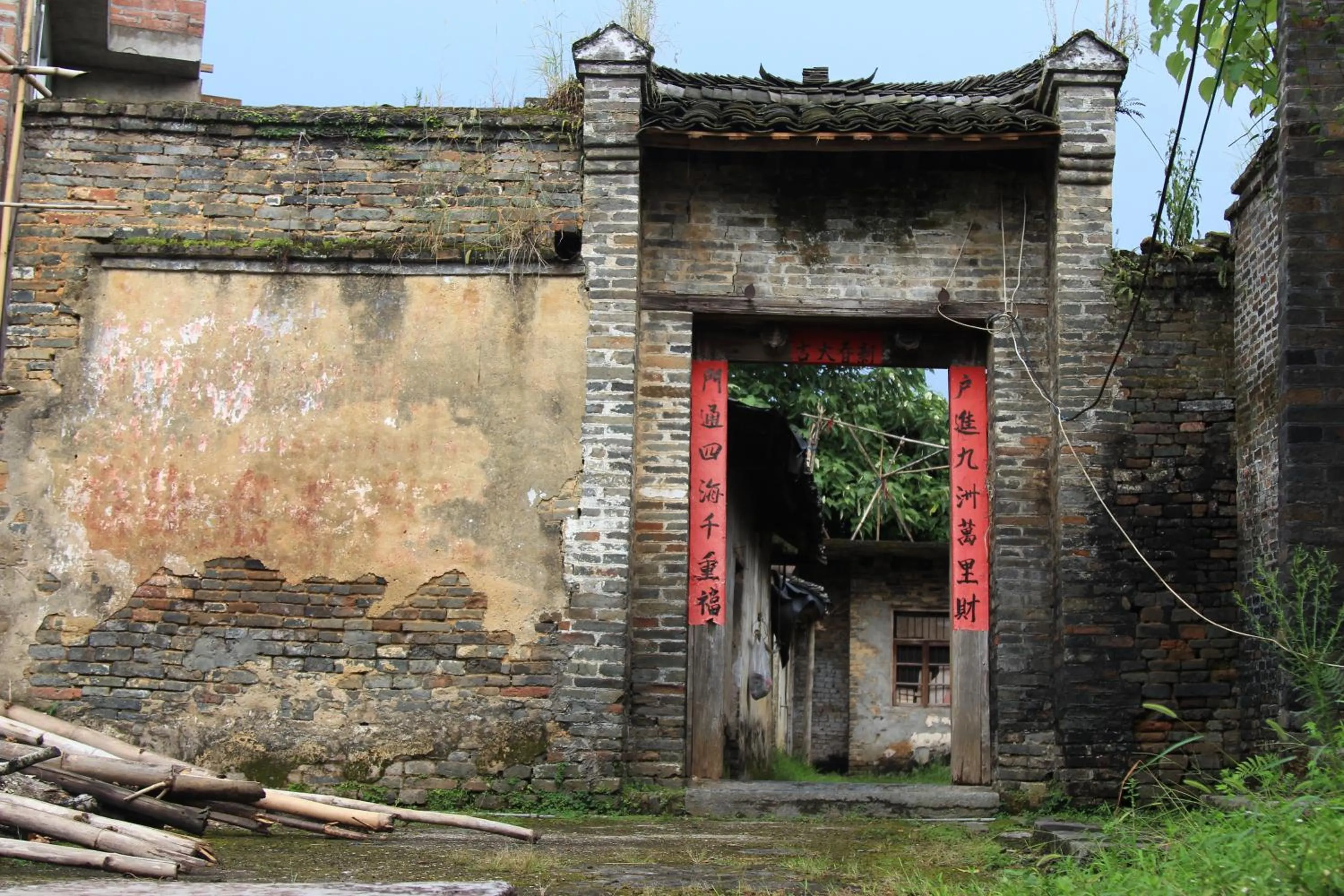 Nearby landmark in Yangshuo River Lodge Hotel - Airport or TS Free pick up over 3 nights