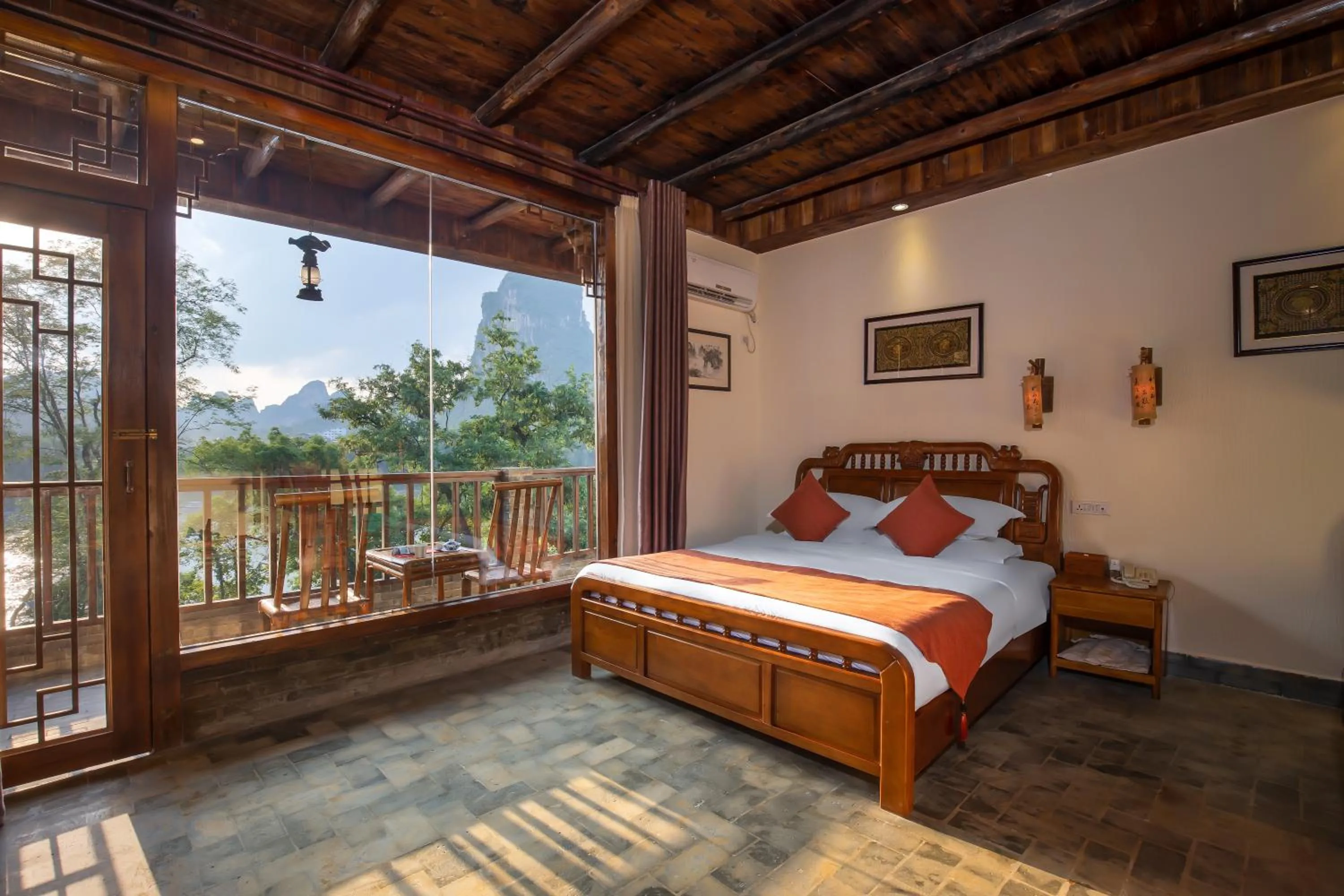 Natural landscape, Bed in Yangshuo River Lodge Hotel - Airport or TS Free pick up over 3 nights