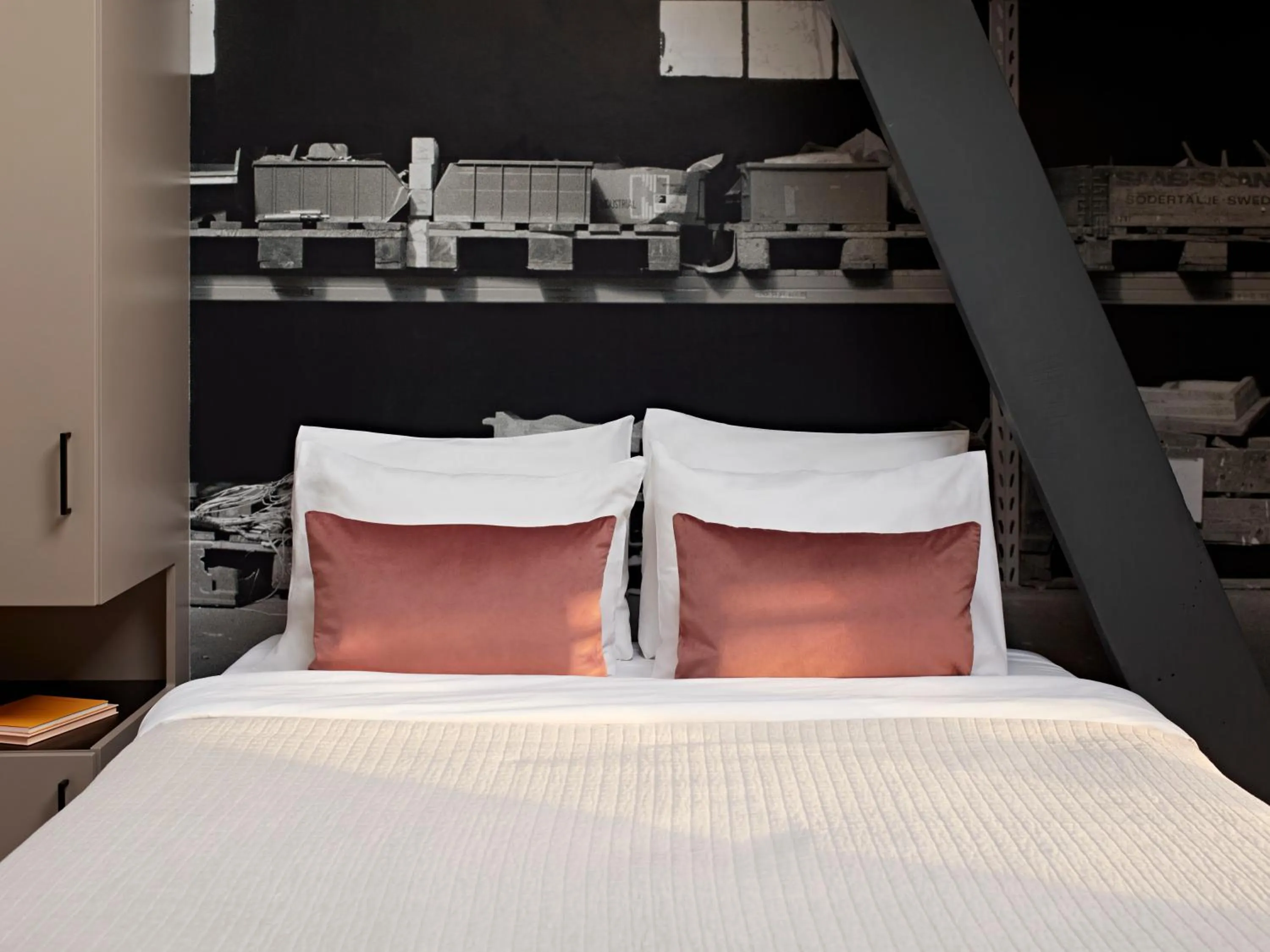 Bed in YAYS Amsterdam Maritime by Numa