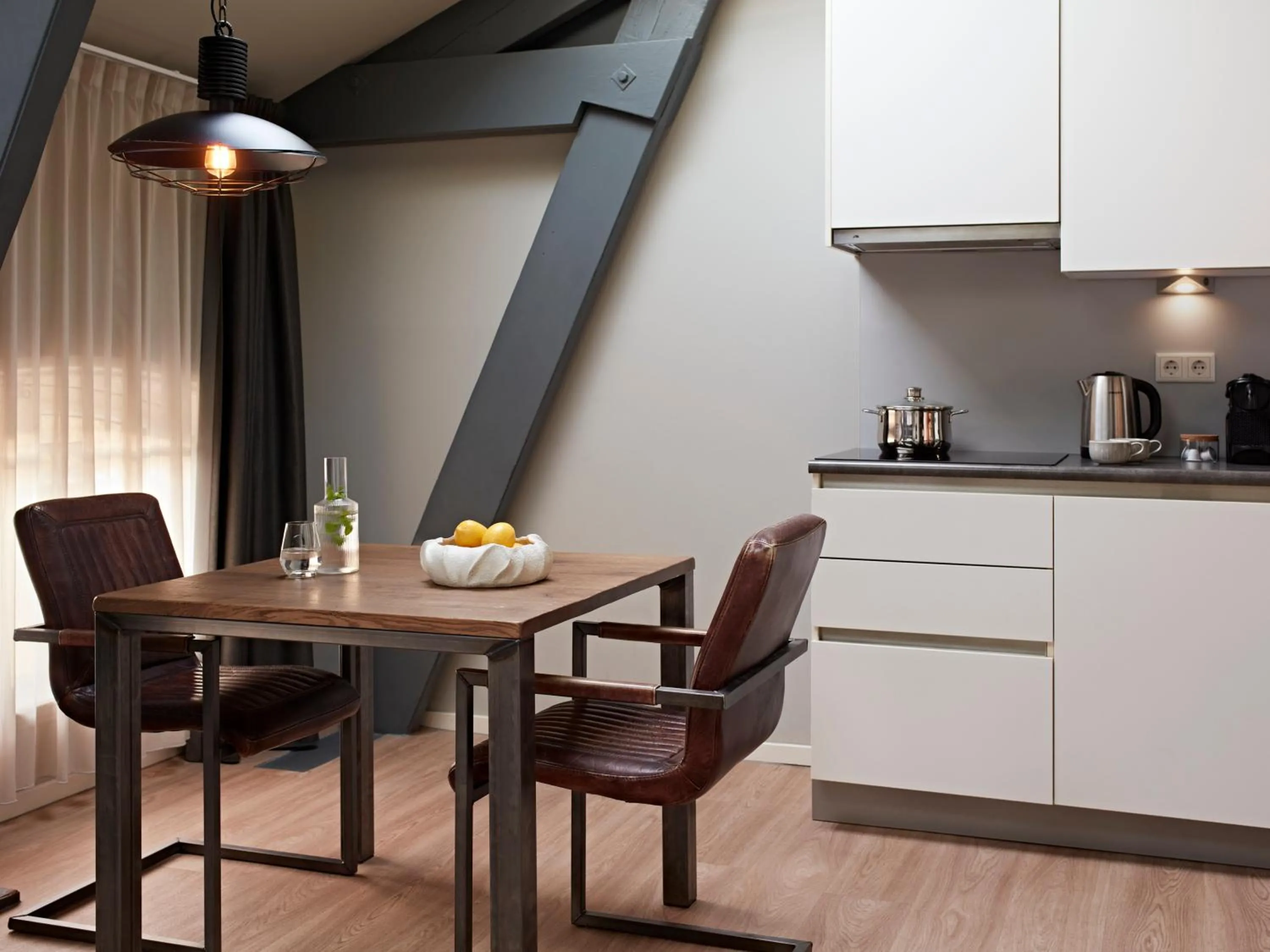 Coffee/tea facilities in YAYS Amsterdam Maritime by Numa