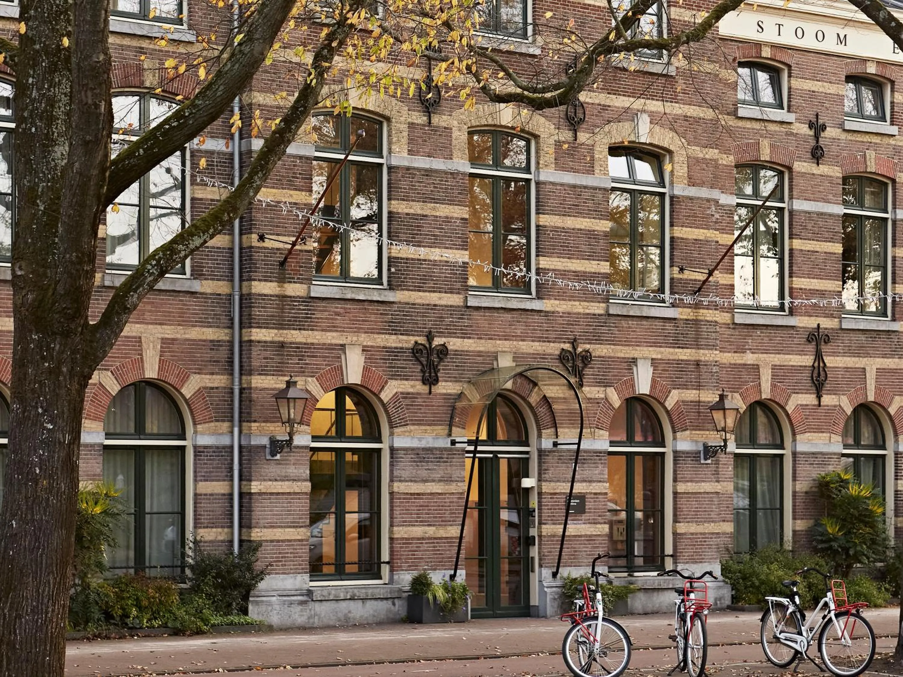 Property building in YAYS Amsterdam Maritime by Numa