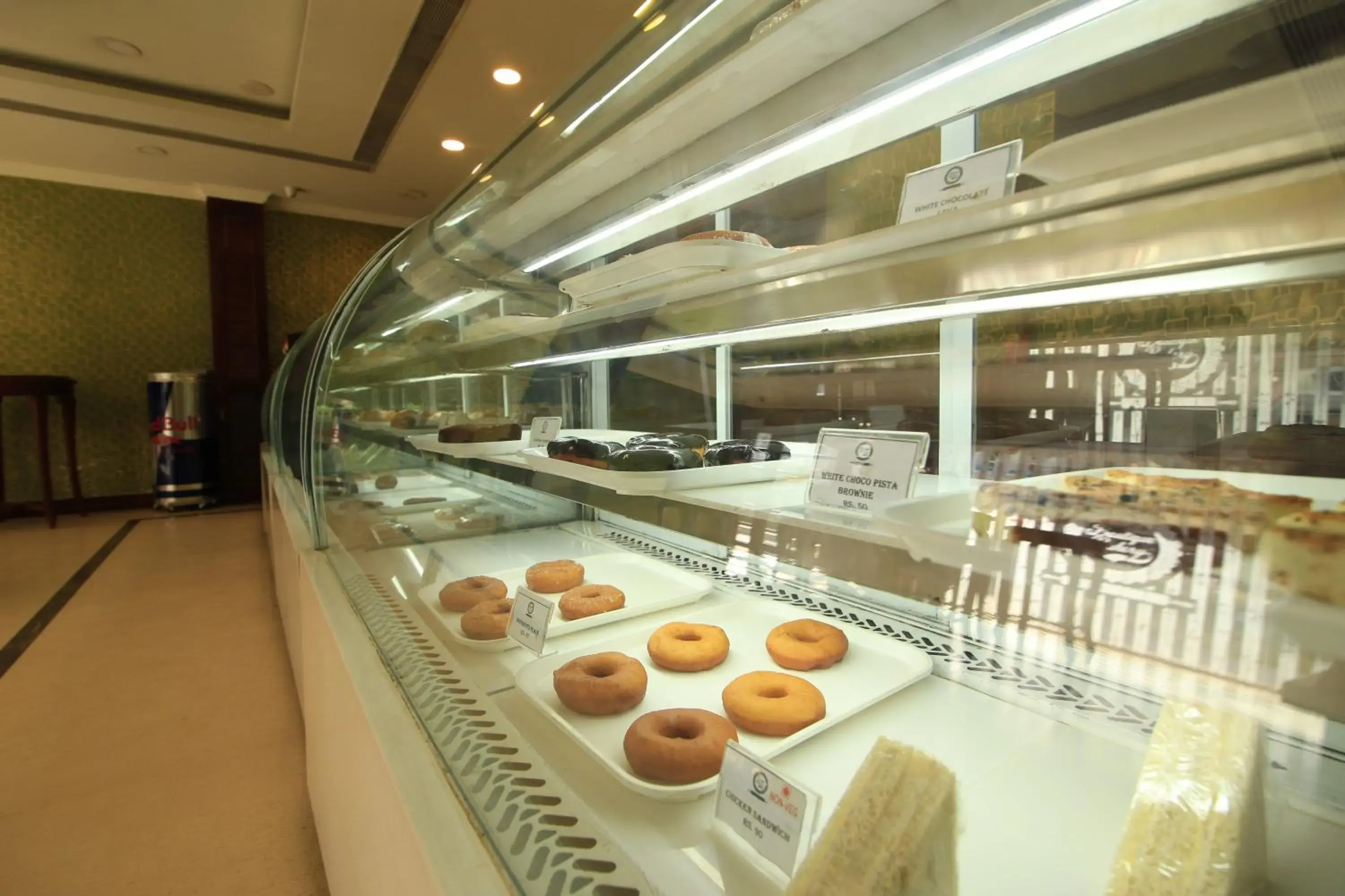 Food and drinks in Hotel Dynasty Food and drinks in Hotel Dynasty