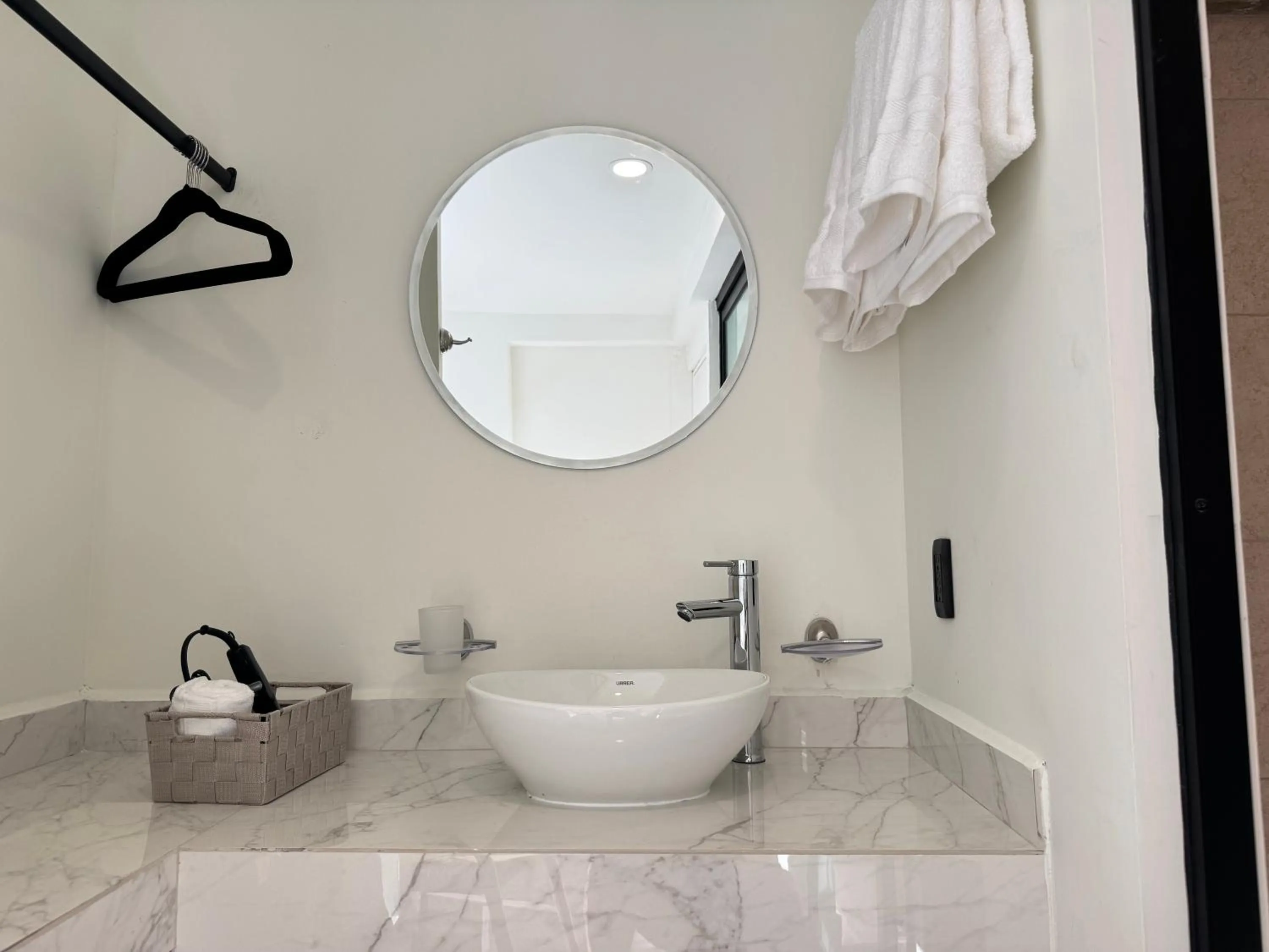 Bathroom in Colmena Hotel Los Cabos Marina