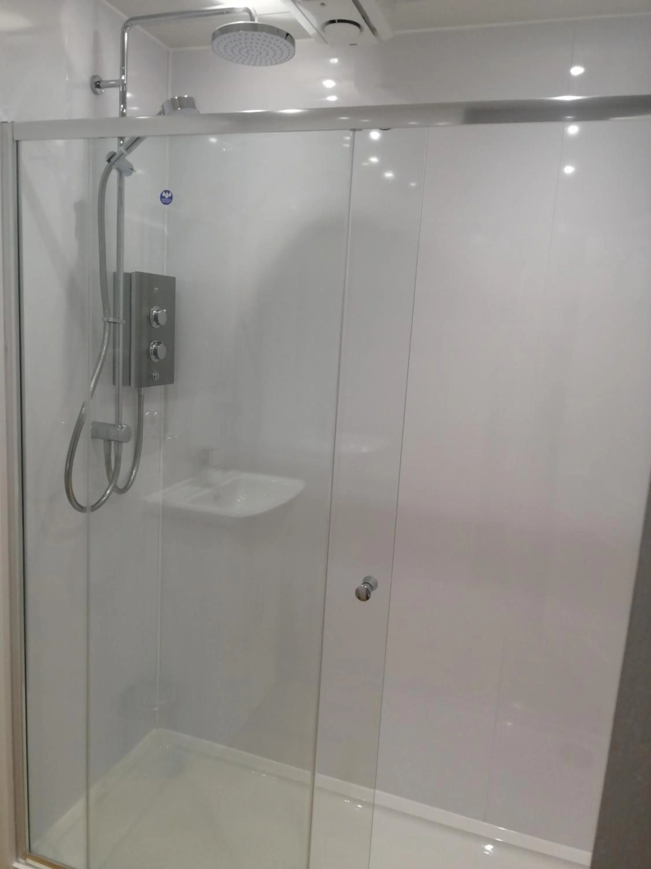 Bathroom in Cumberland Hotel