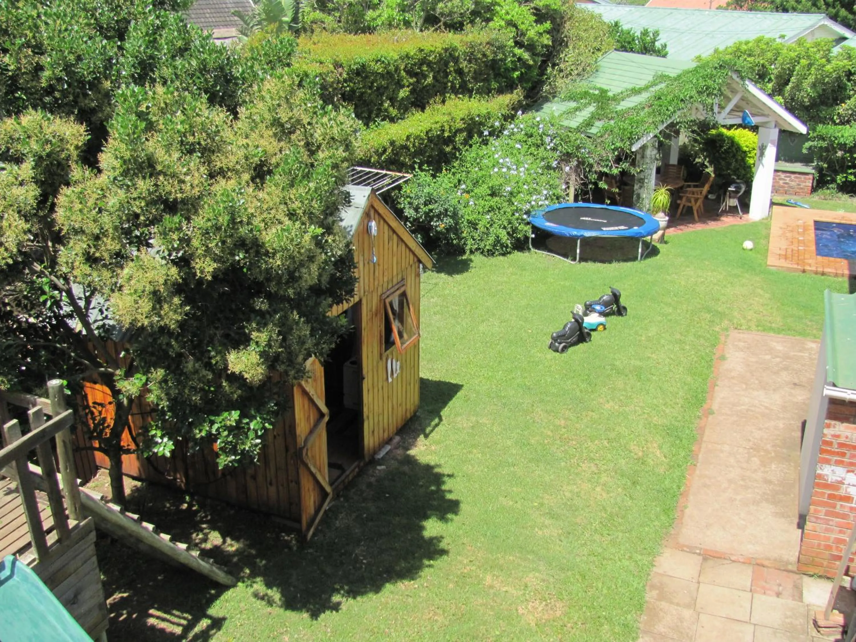 Children play ground in Rose and Ale Self Catering Units