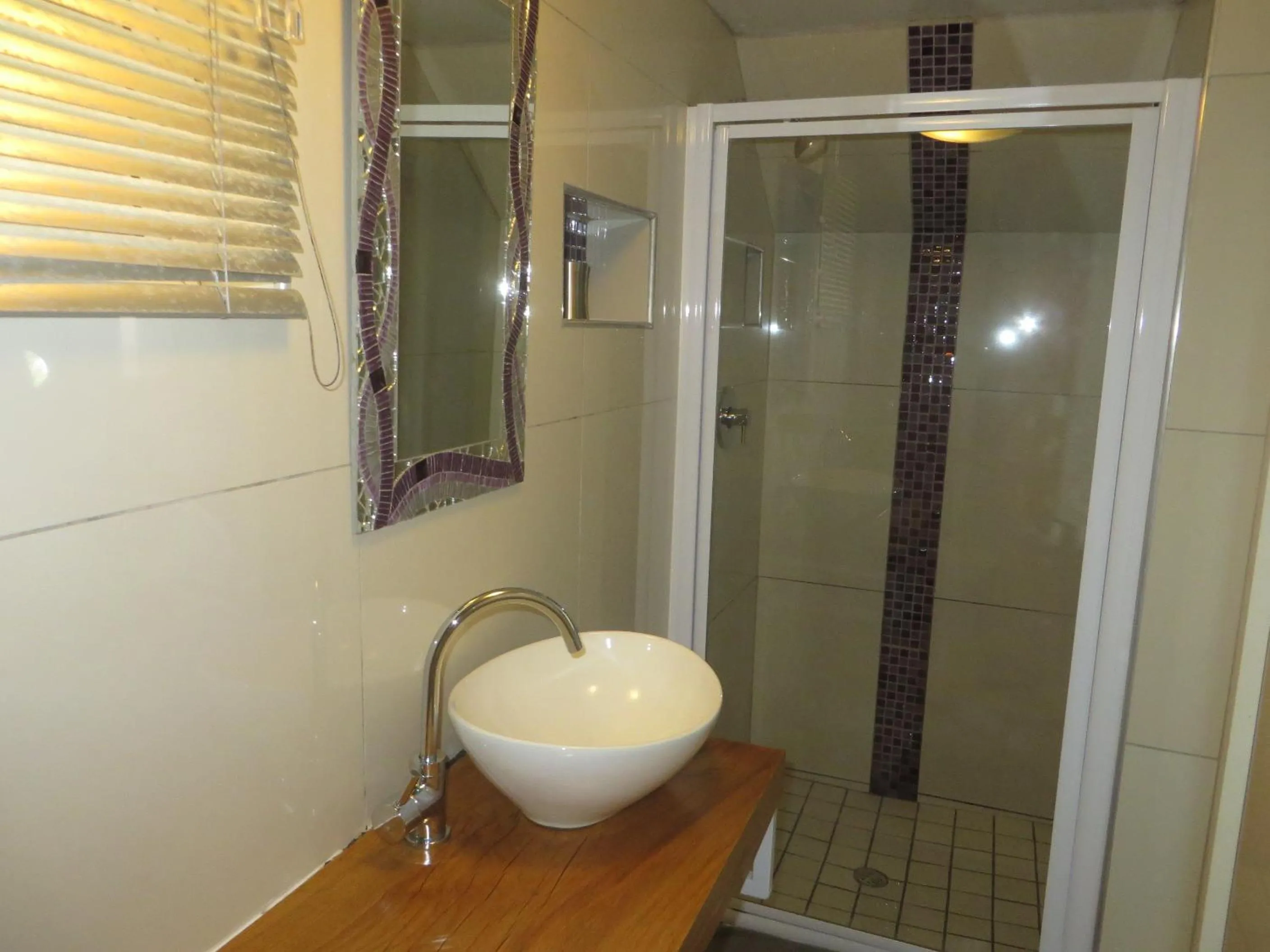 Shower in Rose and Ale Self Catering Units