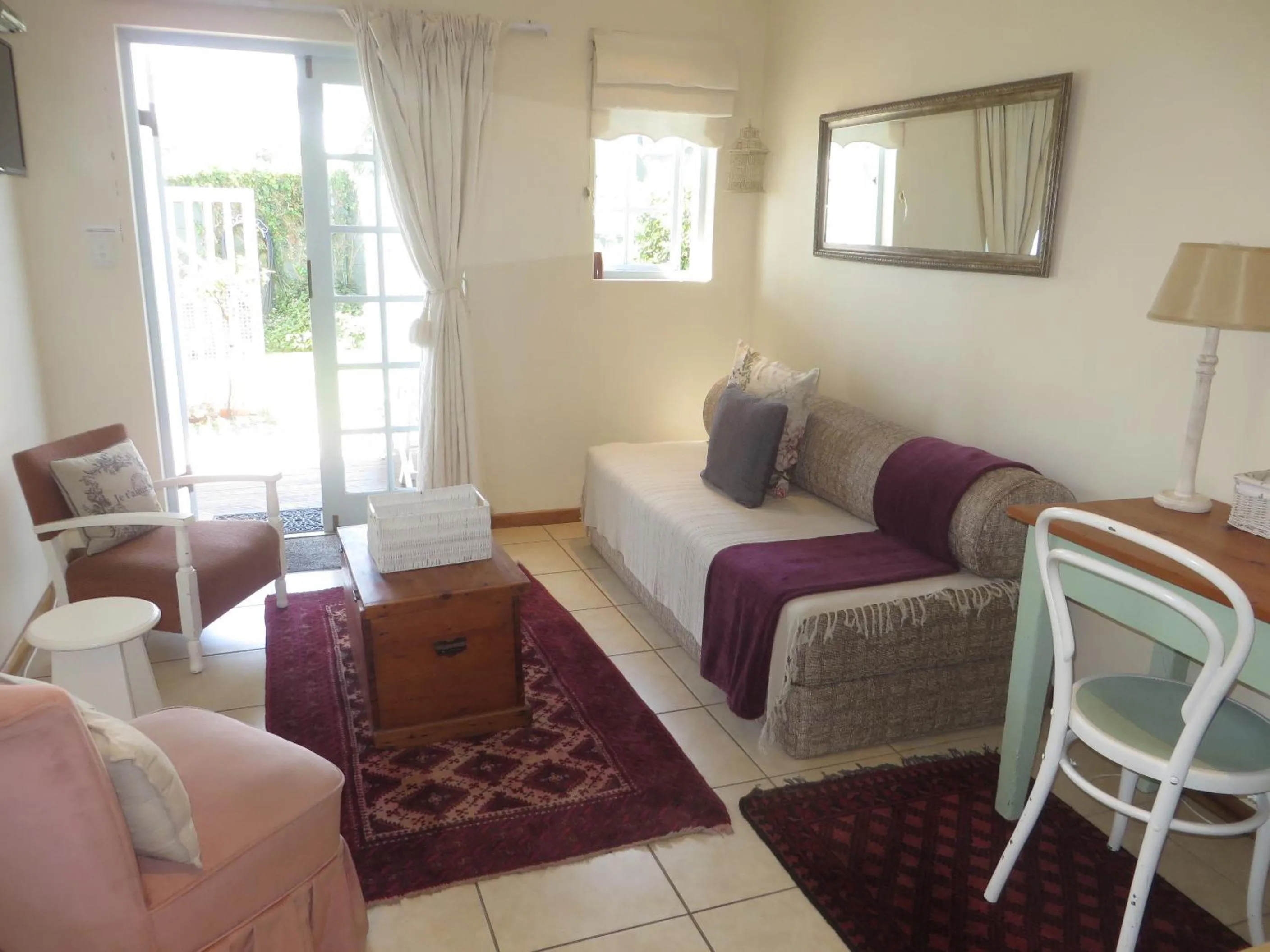 Bed in Rose and Ale Self Catering Units