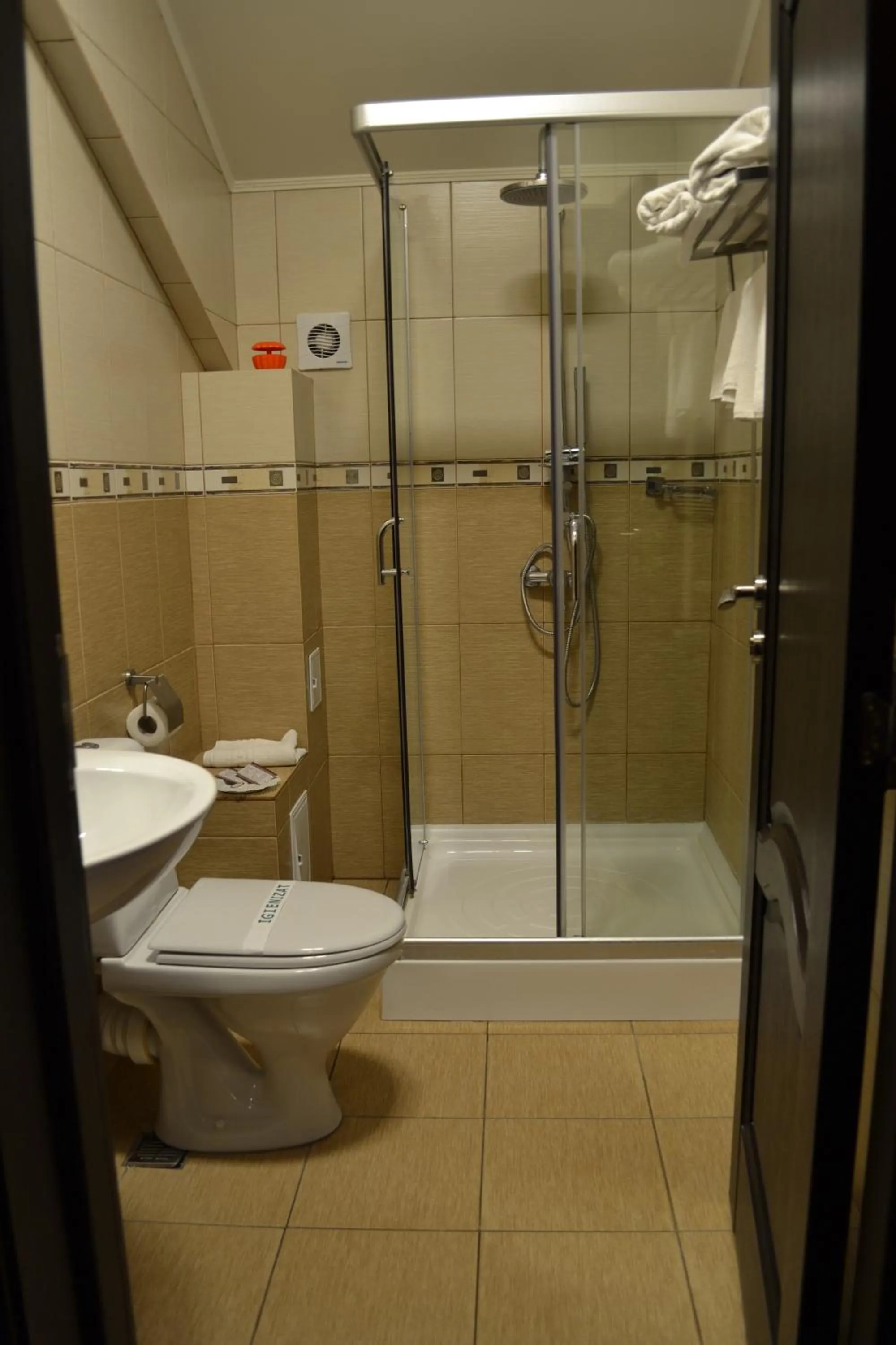 Shower in Hotel Athos