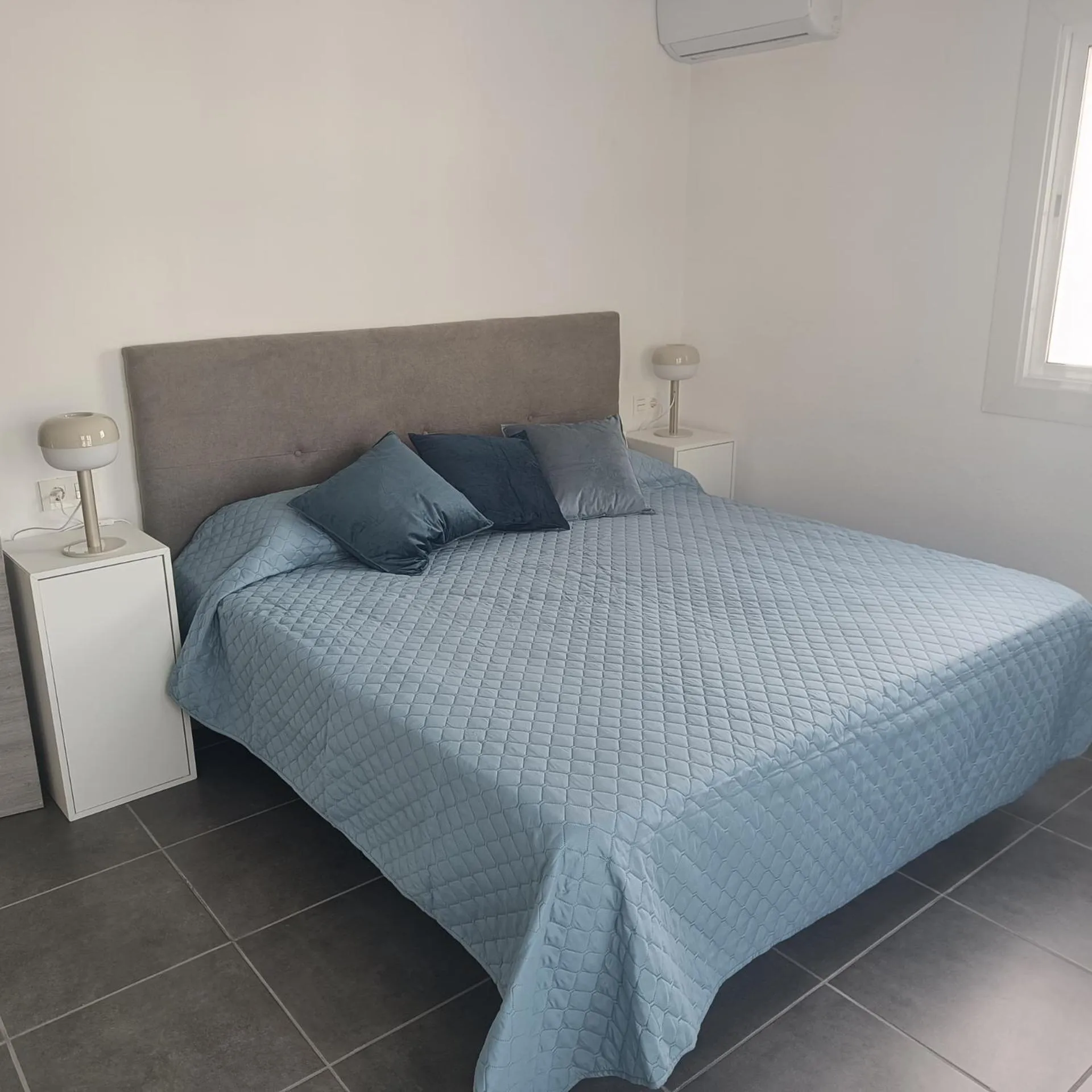 Bedroom, Bed in Duquesa Harbour Club Aparthotel