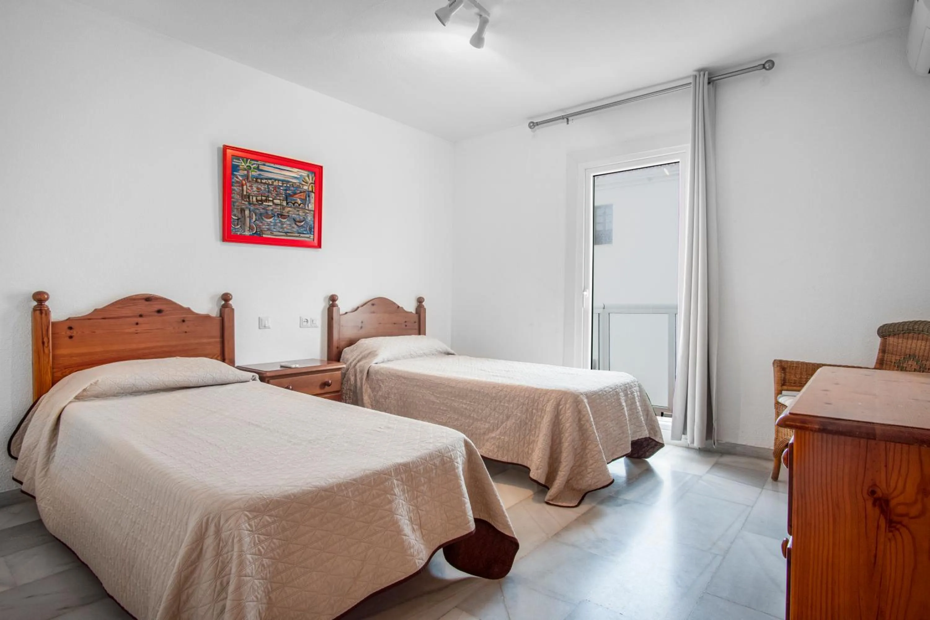 Bedroom, Bed in Duquesa Harbour Club Aparthotel