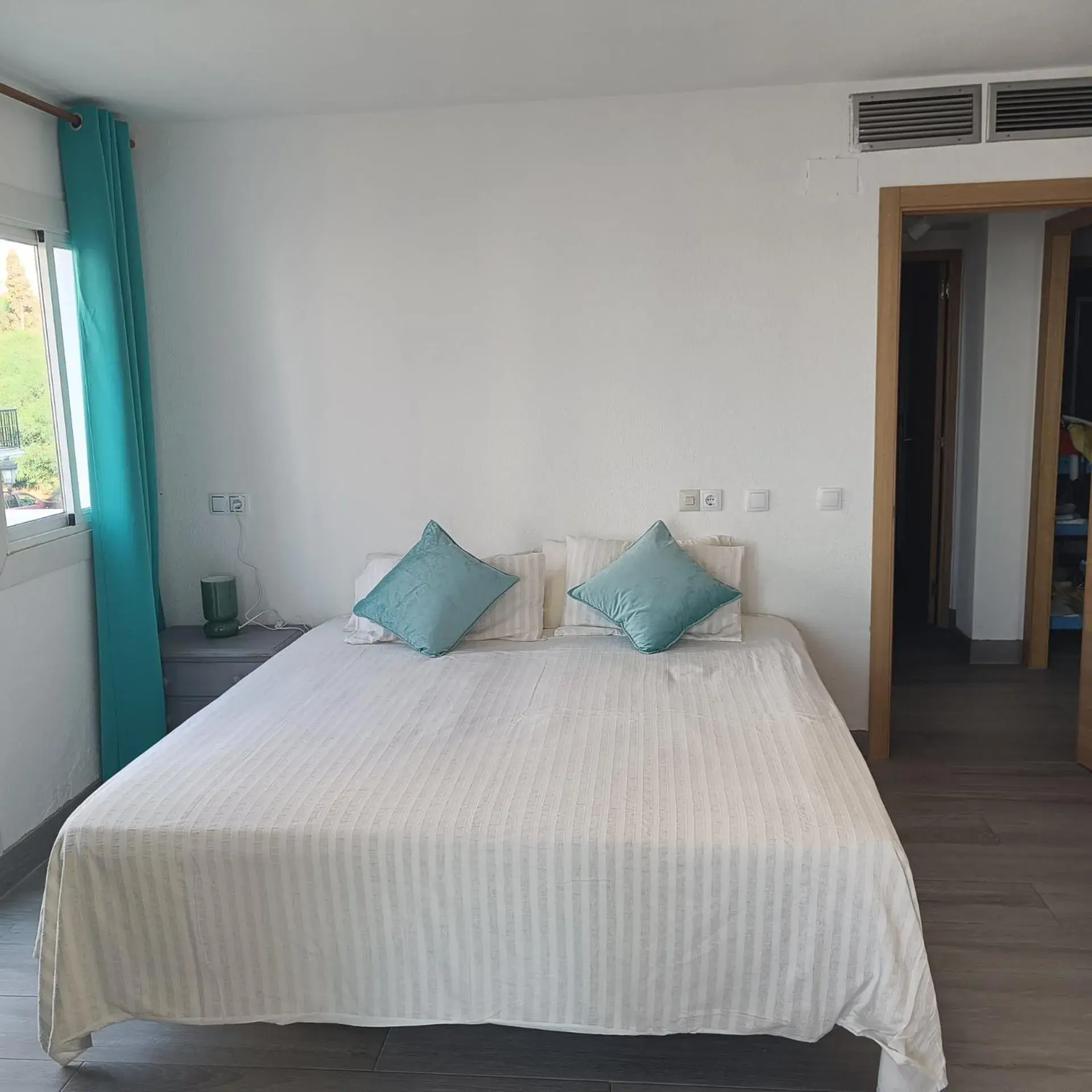 Two-Bedroom Apartment with Ocean View in Duquesa Harbour Club Aparthotel Two-Bedroom Apartment with Ocean View in Duquesa Harbour Club Aparthotel