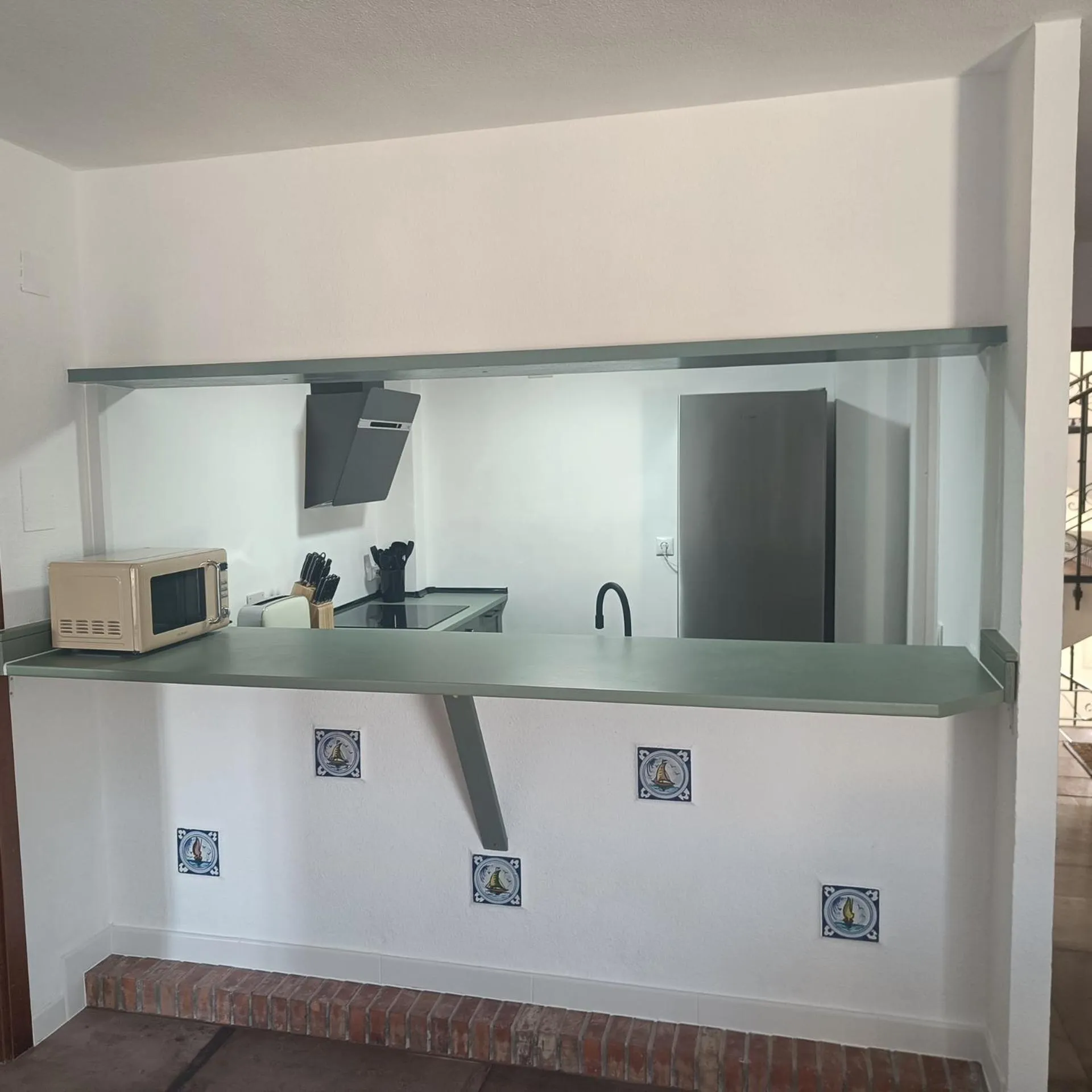 Kitchen or kitchenette in Duquesa Harbour Club Aparthotel