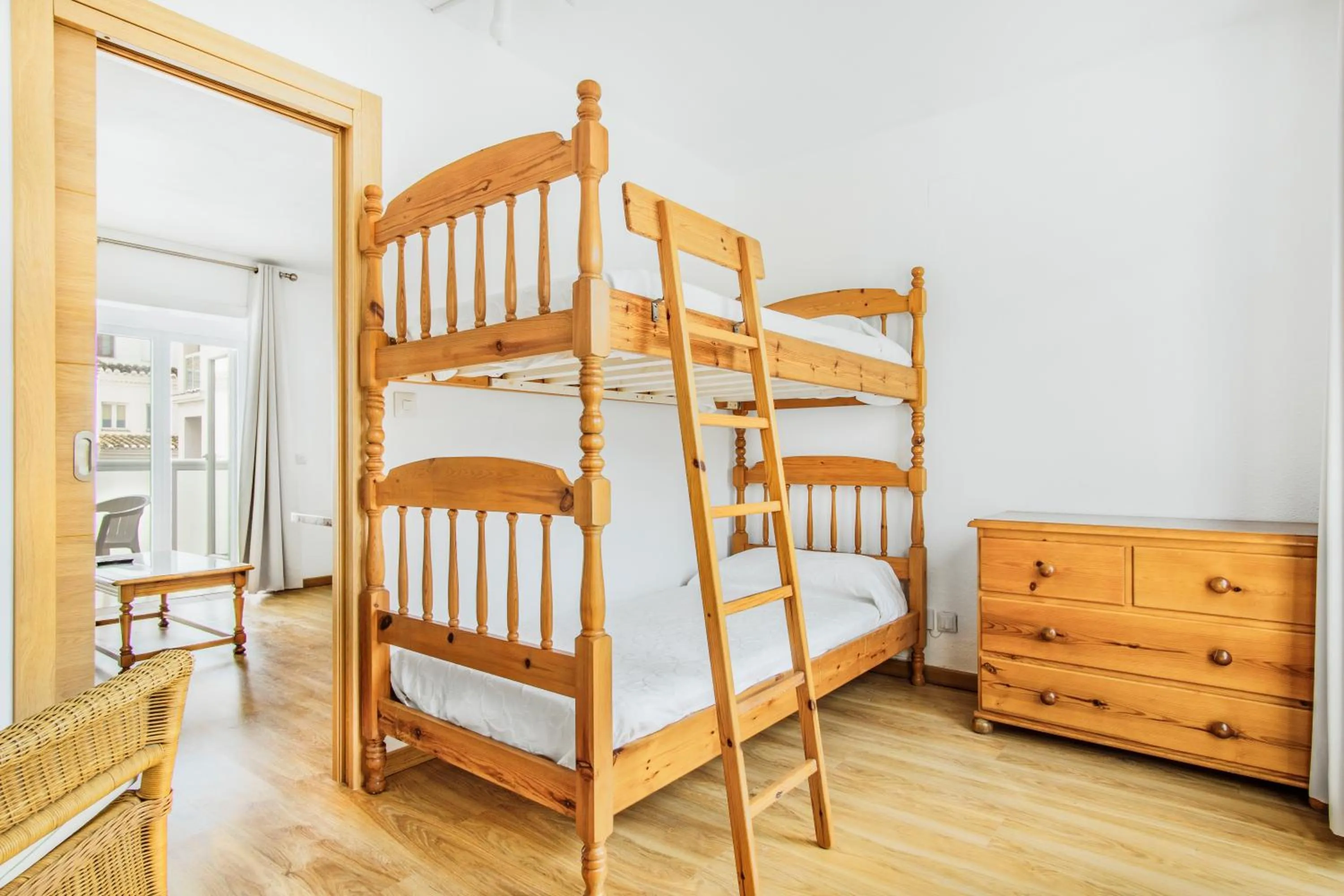 Bedroom, Bed in Duquesa Harbour Club Aparthotel