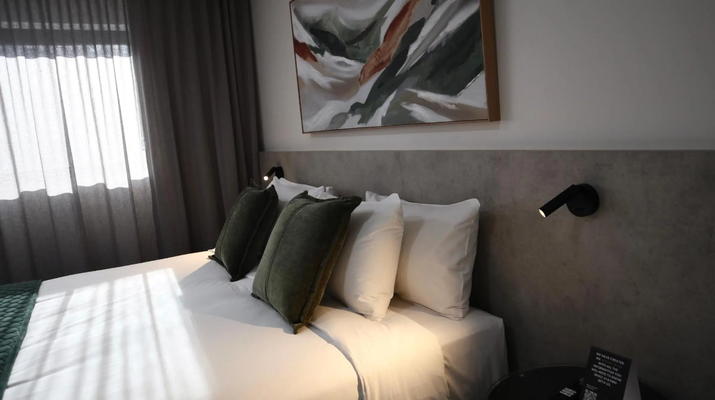 Property building, Bed in 40 on Marshall Boutique Hotel