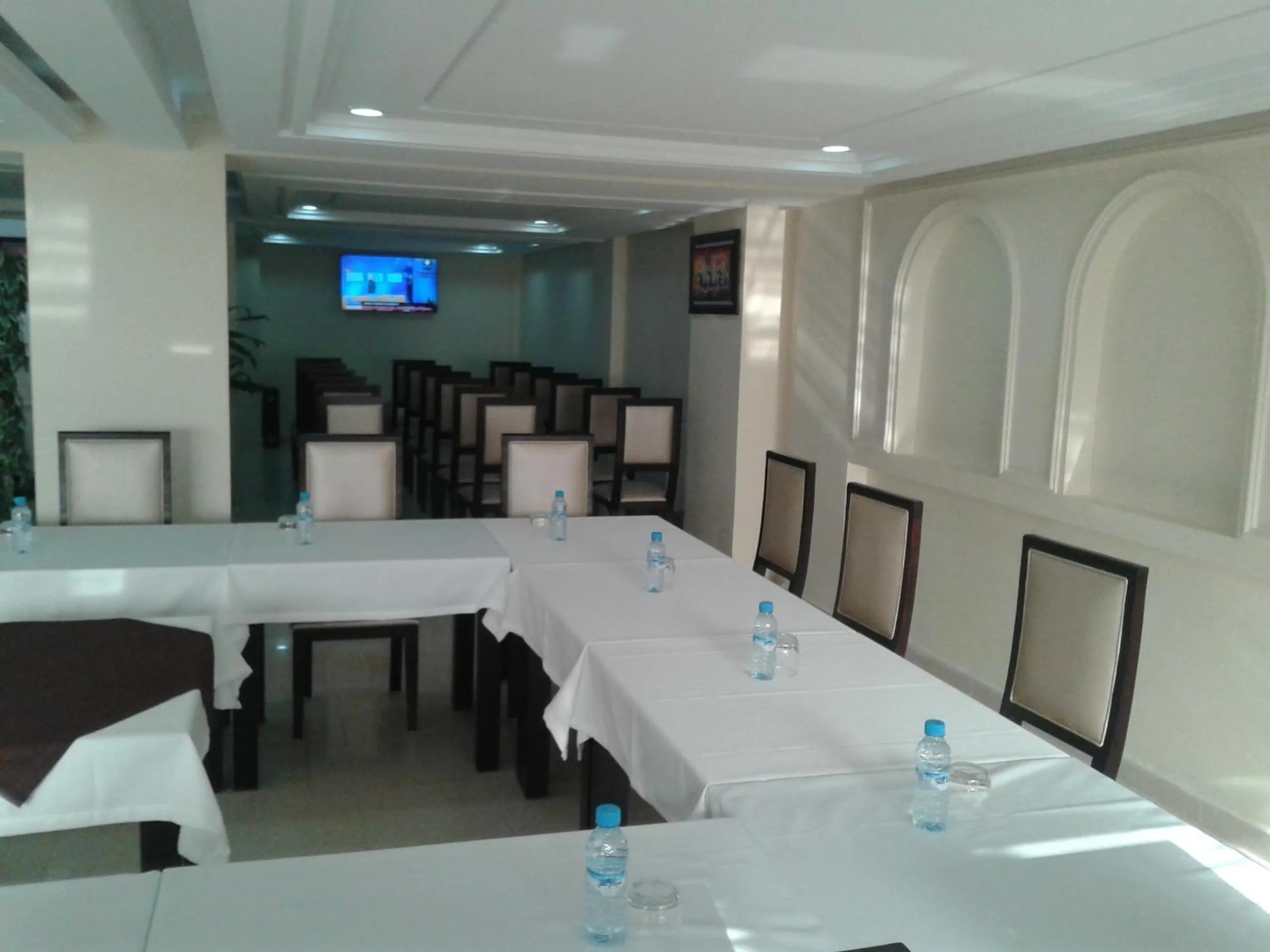 Business facilities in Al Akhawayn