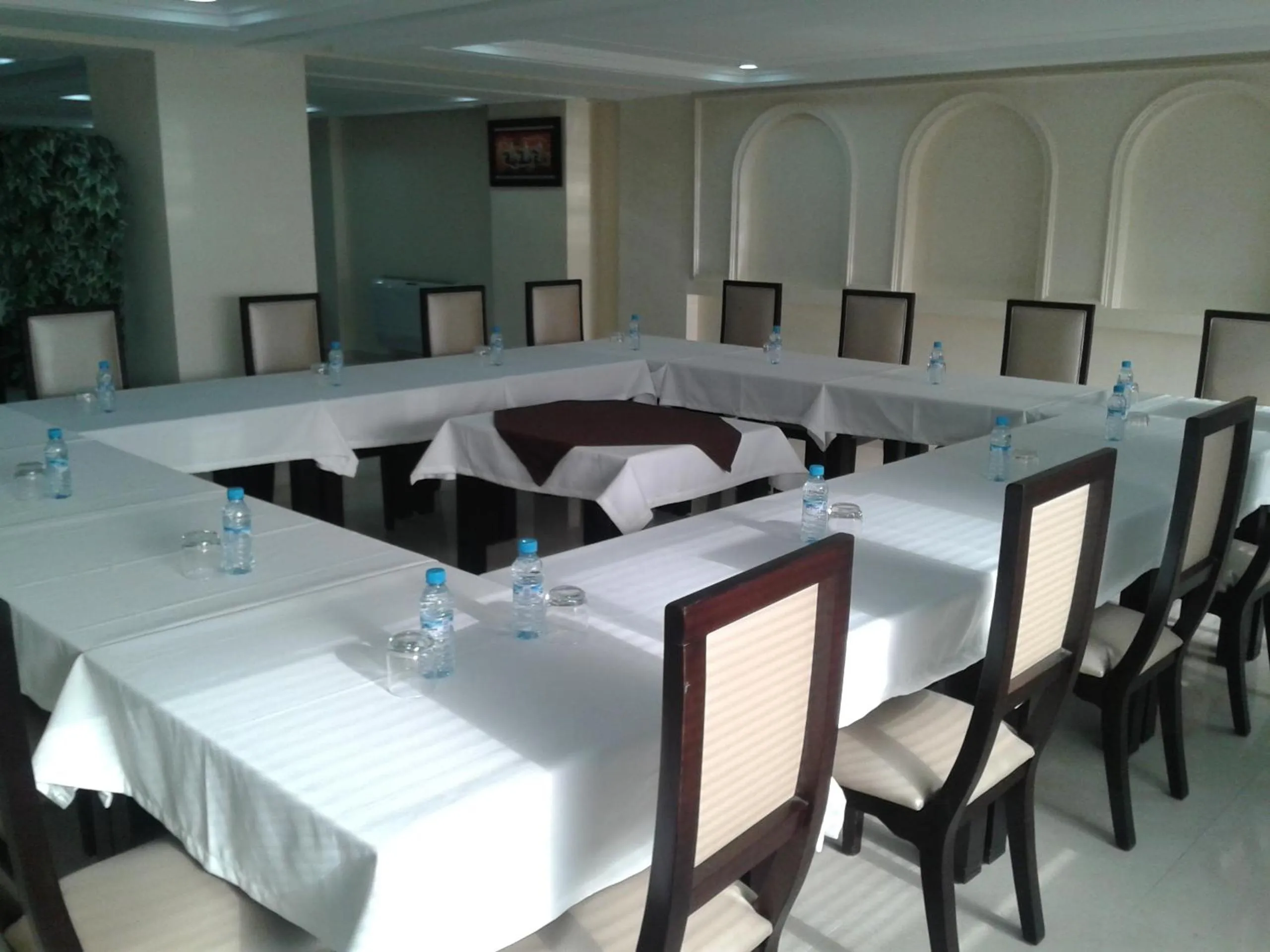 Business facilities in Al Akhawayn