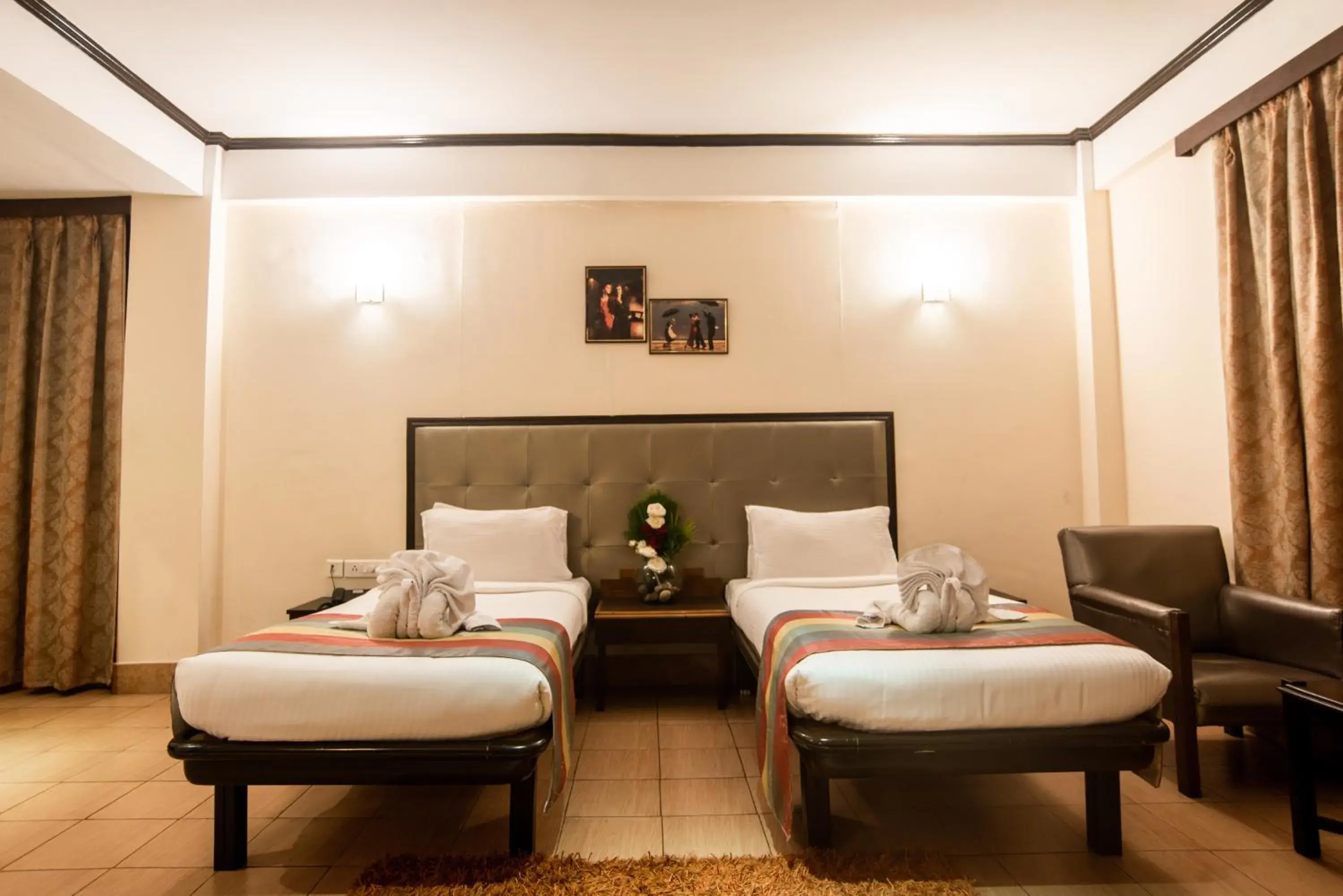 Standard Twin Room in Polo Tura Hotel Standard Twin Room in Polo Tura Hotel