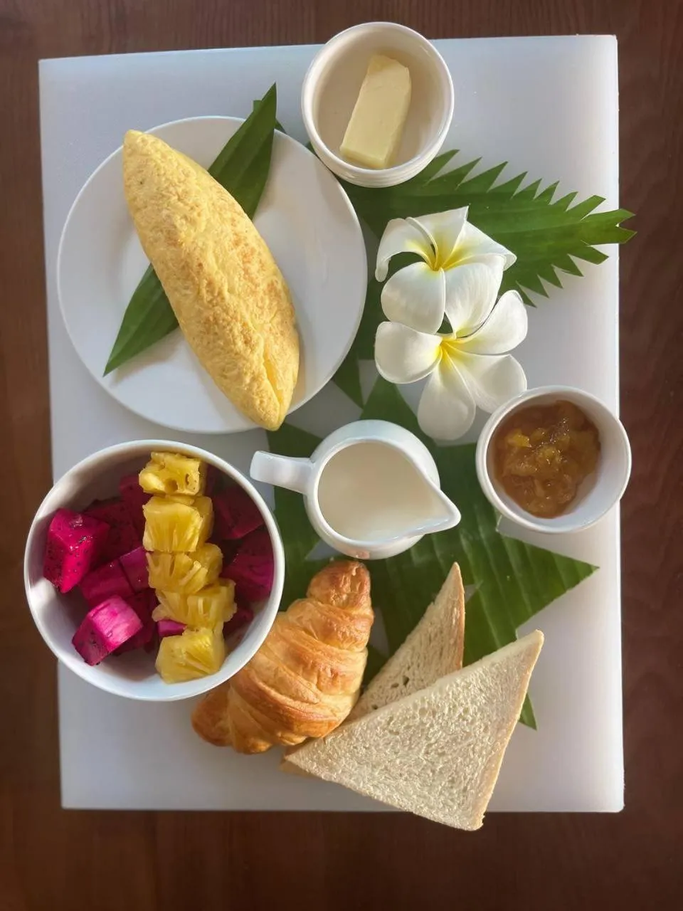 Breakfast in Bat Chum Villa