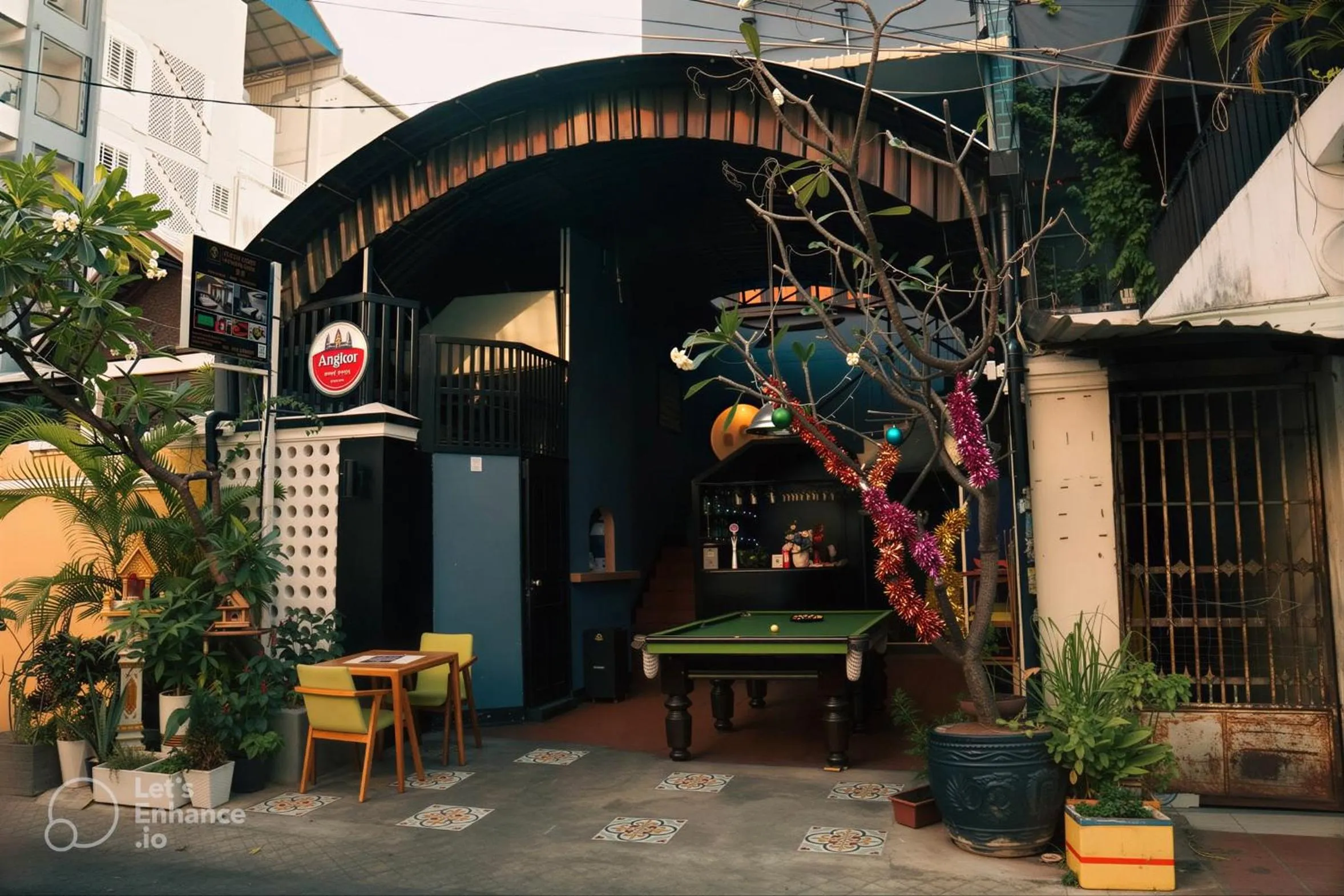 Property building in Bat Chum Villa