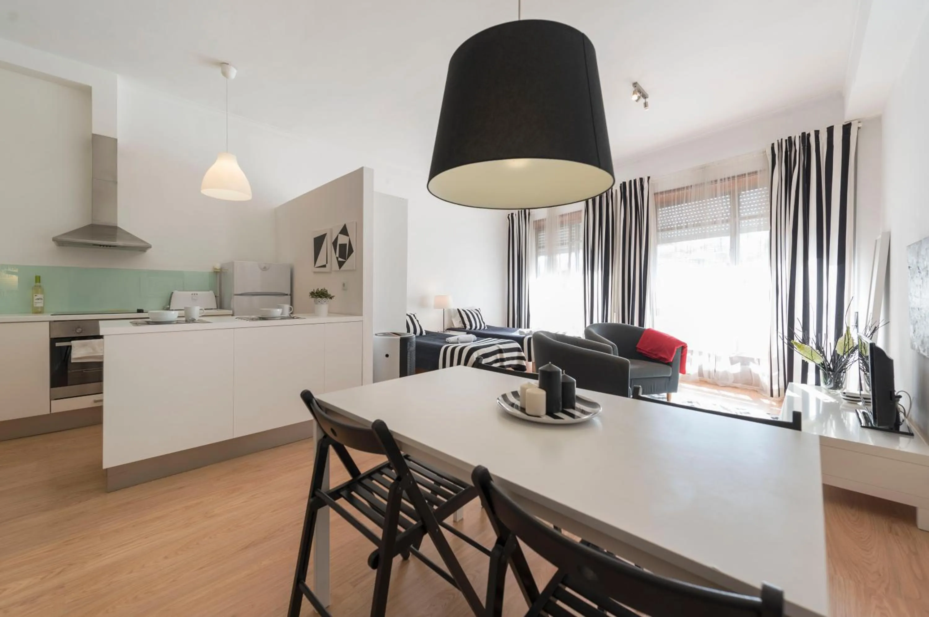 Dining area in BmyGuest - Santa Catarina's Loft
