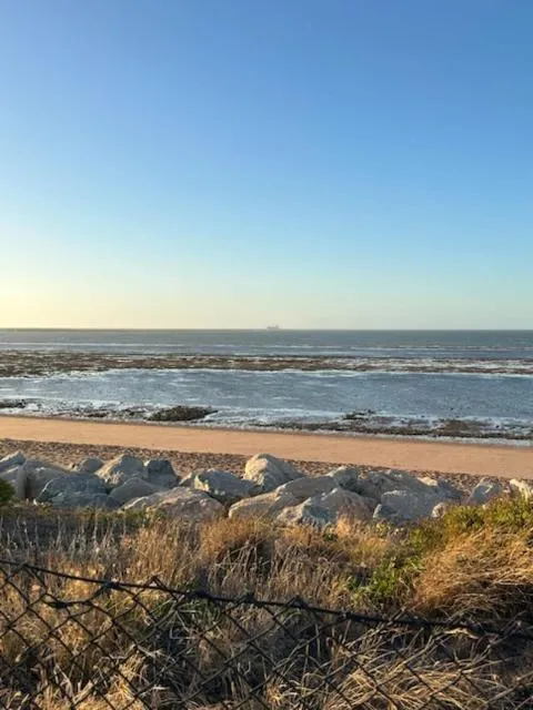 Sea view in Summer Port Lodge