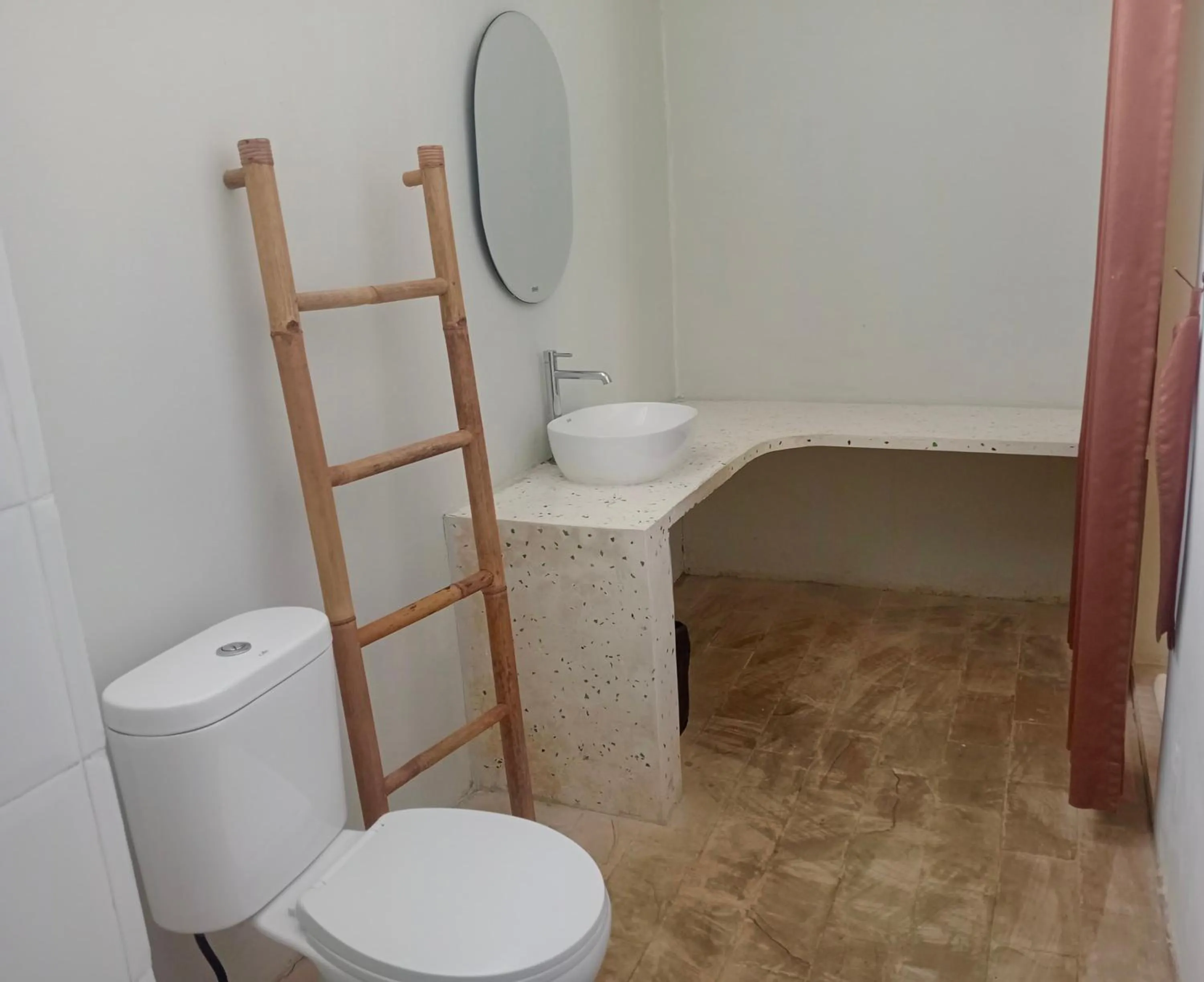 Toilet in Palmhouse Boutique Hotel