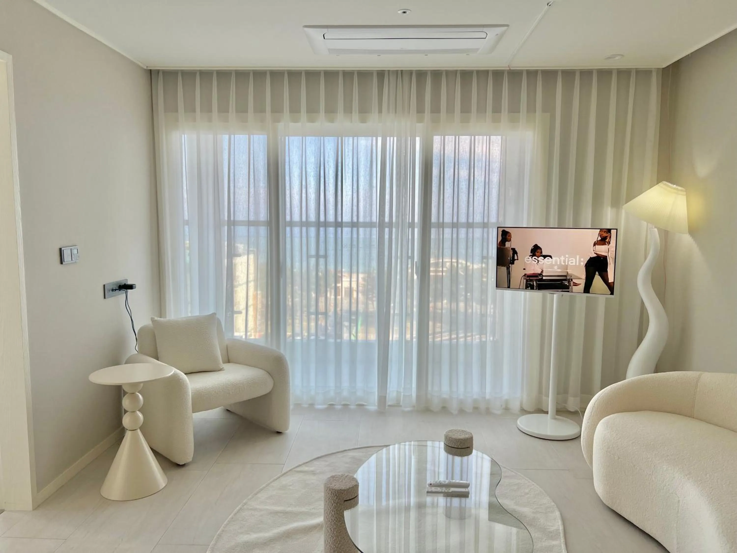 Le Bleu Naksan by Orot