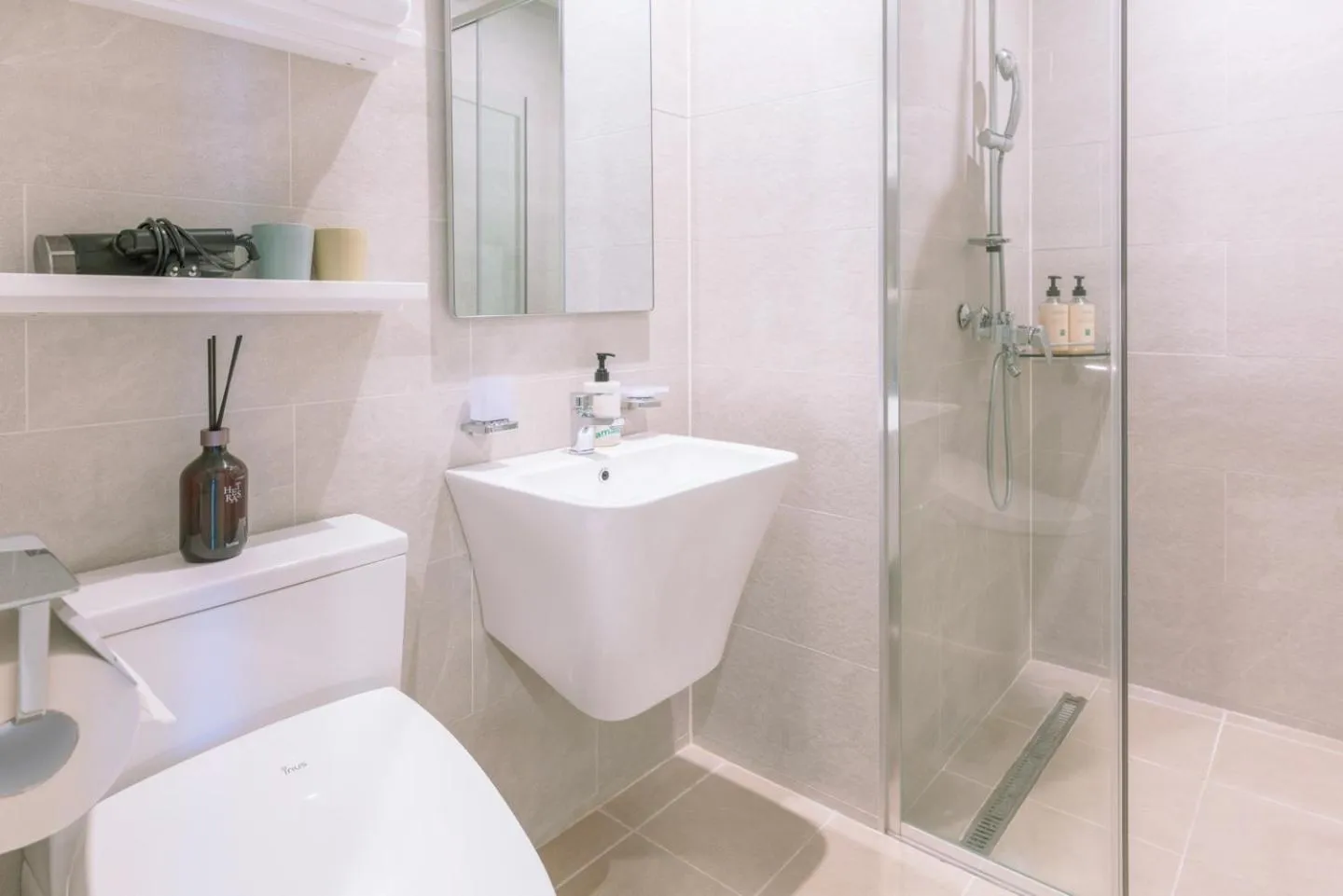 Le Bleu Naksan by Orot