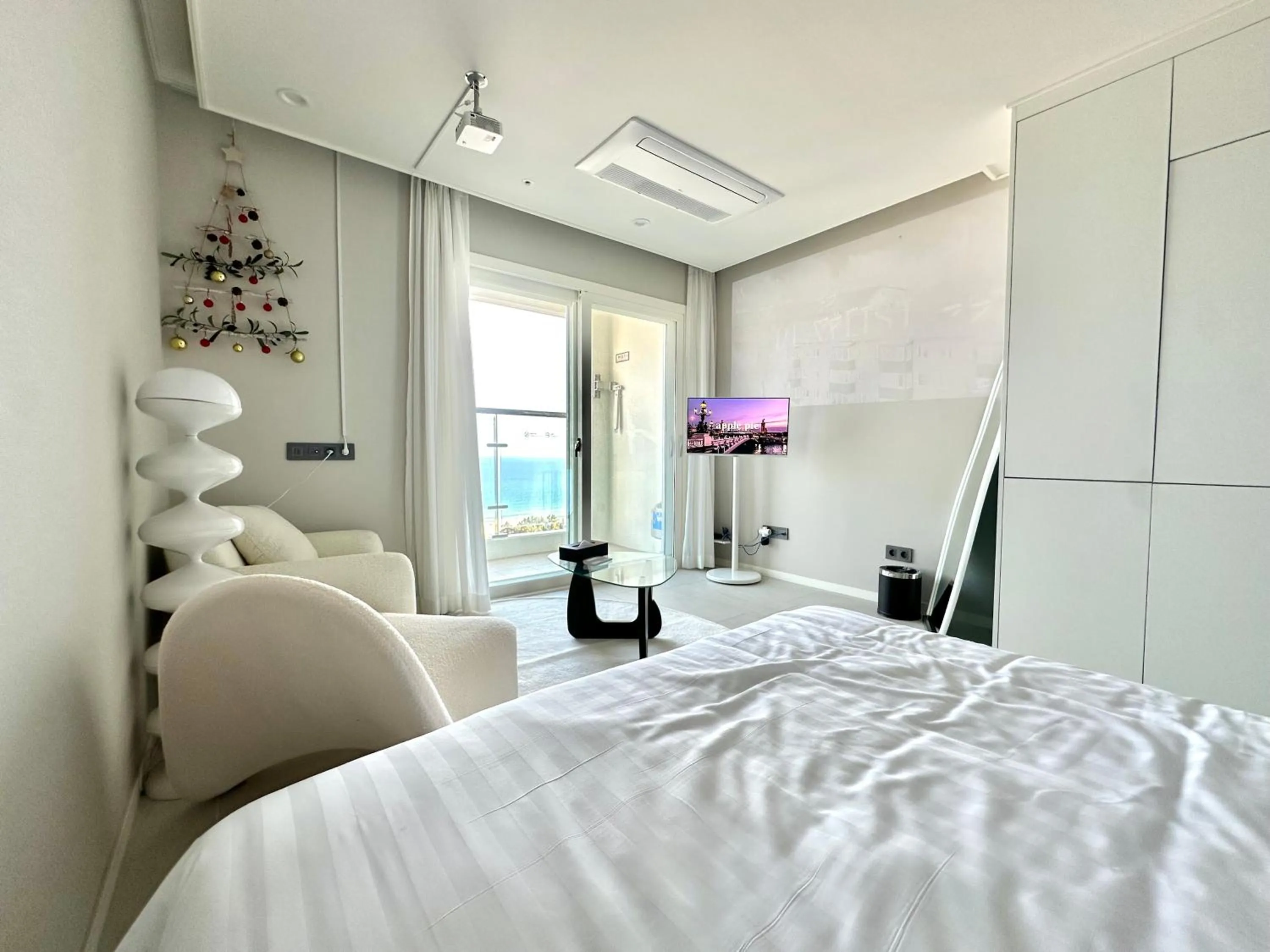 Bed in Le Bleu Naksan by Orot