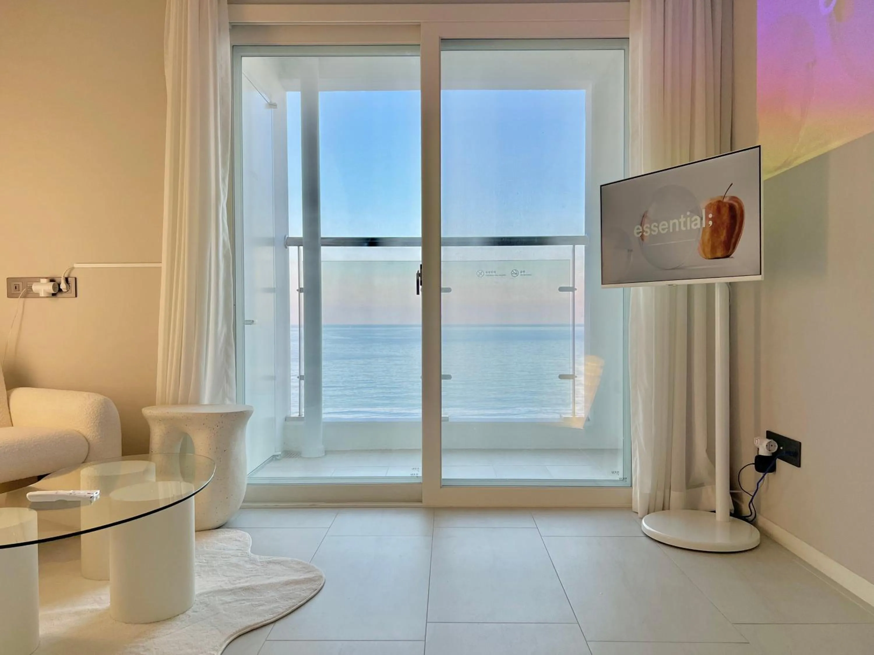 Le Bleu Naksan by Orot