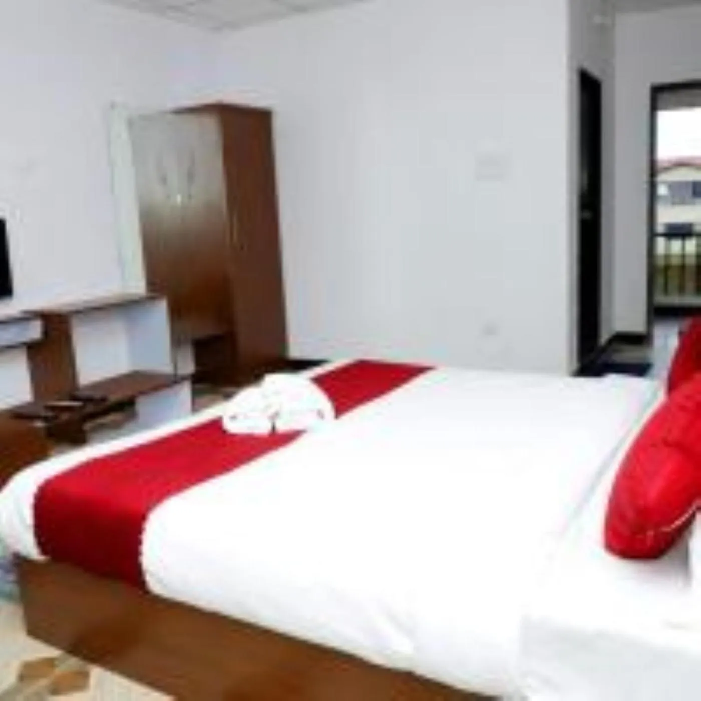 Bedroom, Bed in VITS Select Diamond Resort Sasan Gir