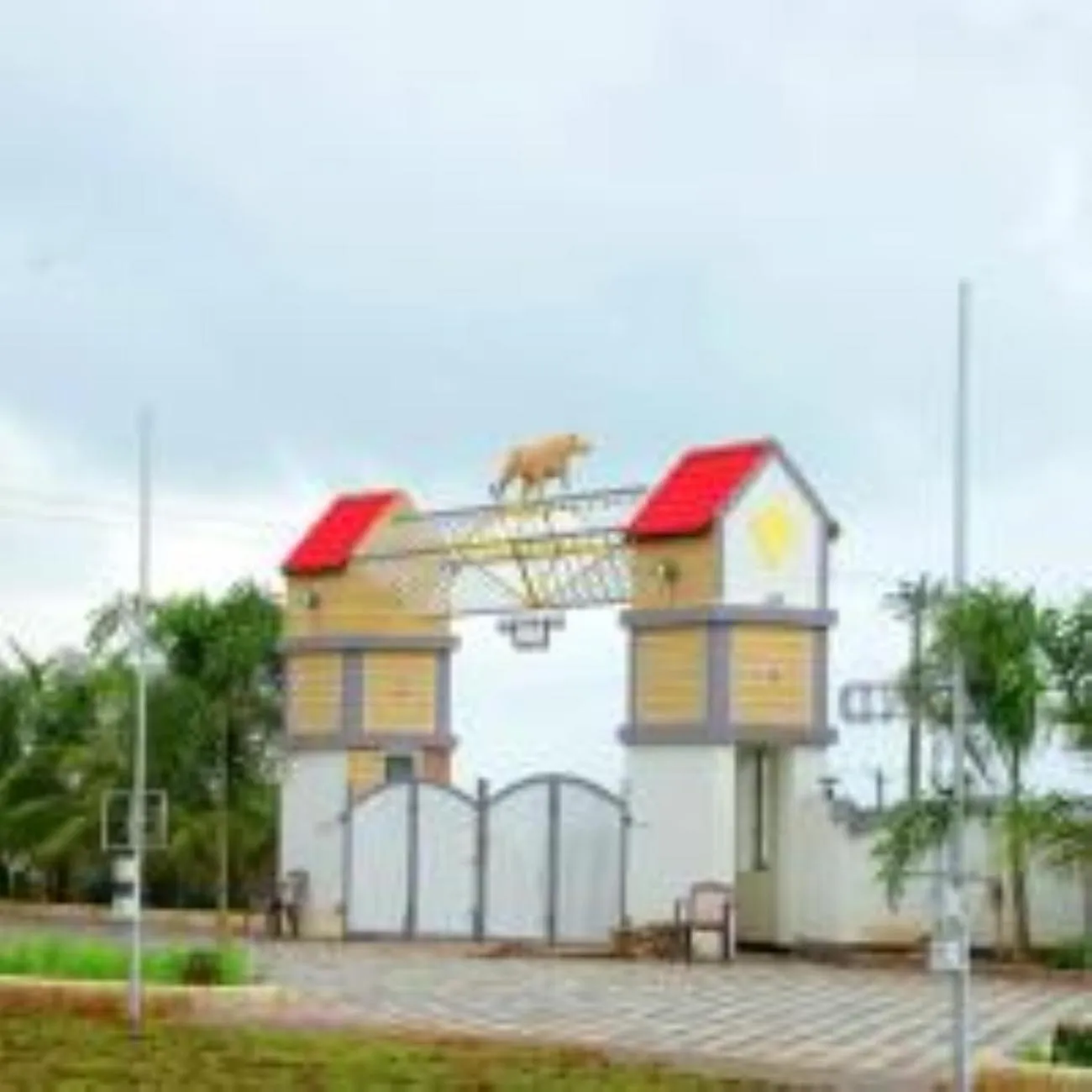 Facade/entrance in VITS Select Diamond Resort Sasan Gir