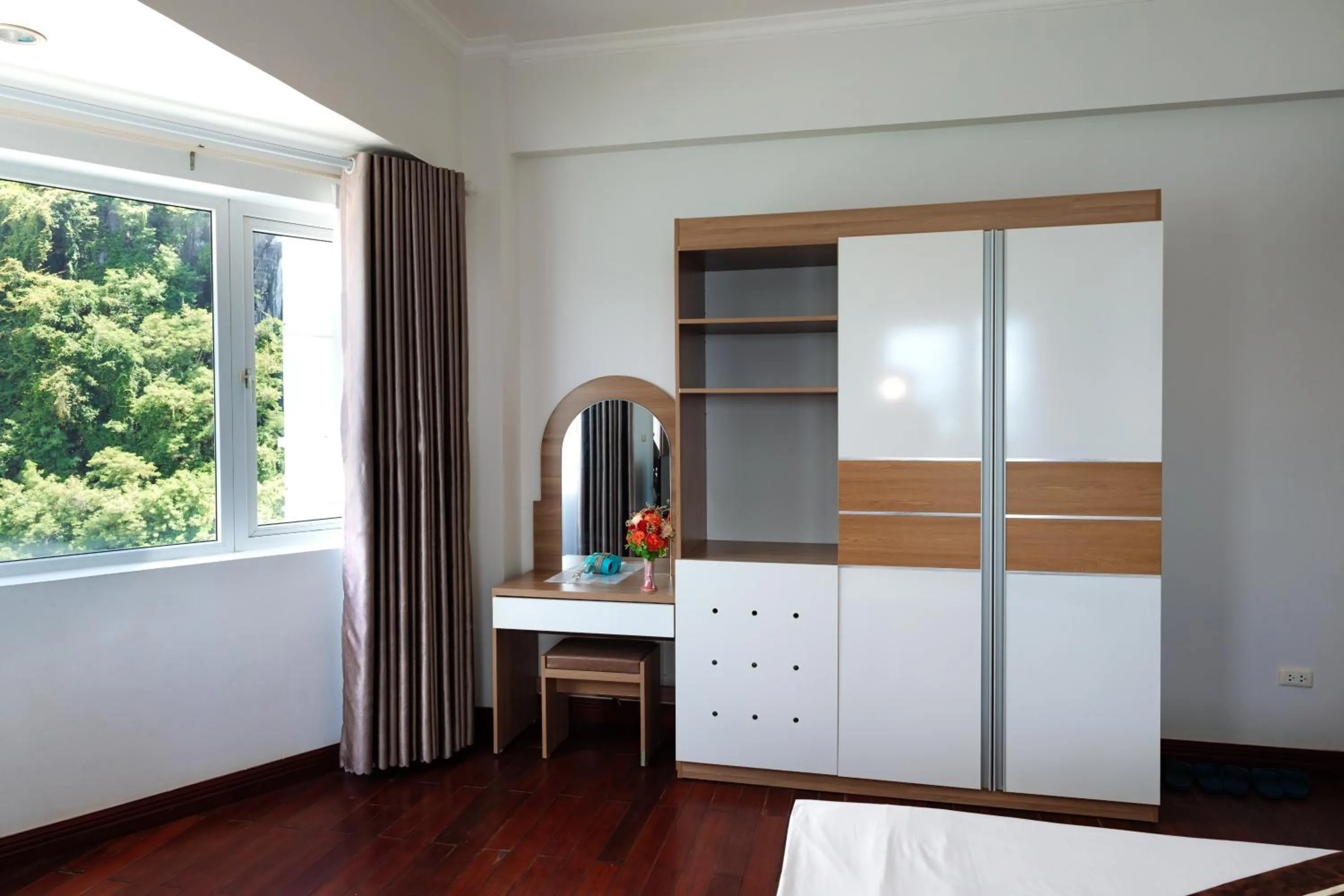 DRACO QK3 Cát Bà Hotel