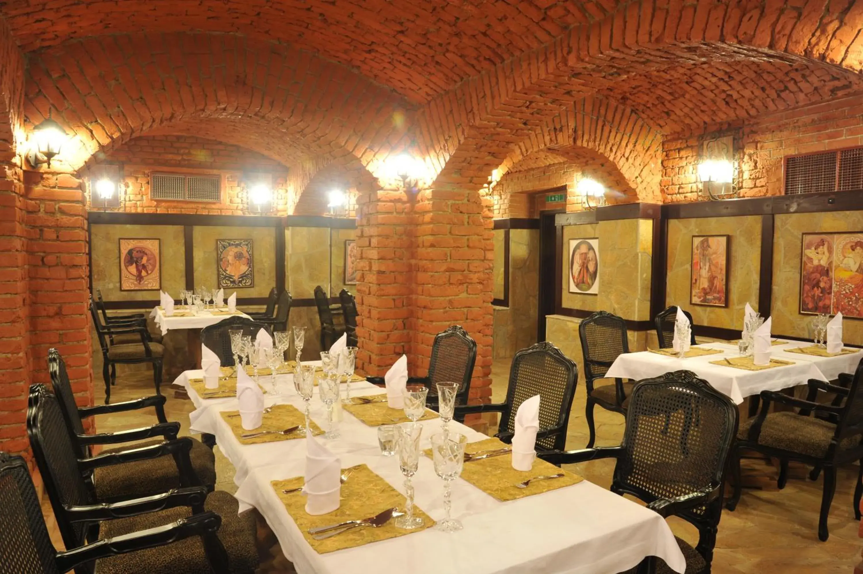 Restaurant/places to eat in Rubezahl-Marienbad Luxury Historical Castle Hotel & Golf-Castle Hotel Collection Restaurant/places to eat in Rubezahl-Marienbad Luxury Historical Castle Hotel & Golf-Castle Hotel Collection