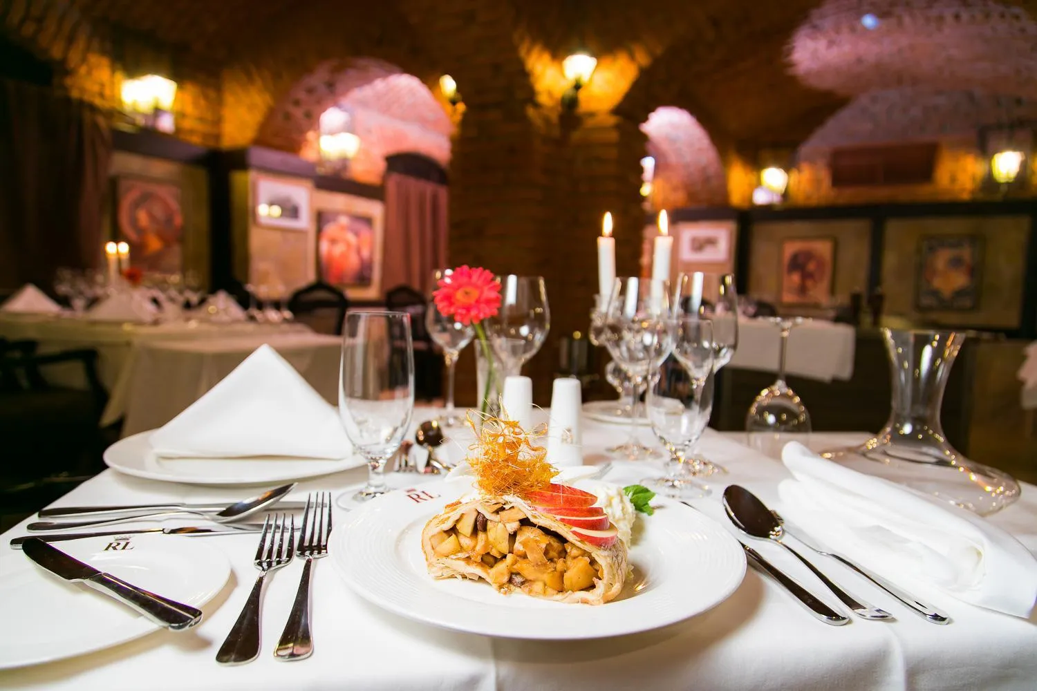 Restaurant/places to eat in Rubezahl-Marienbad Luxury Historical Castle Hotel & Golf-Castle Hotel Collection