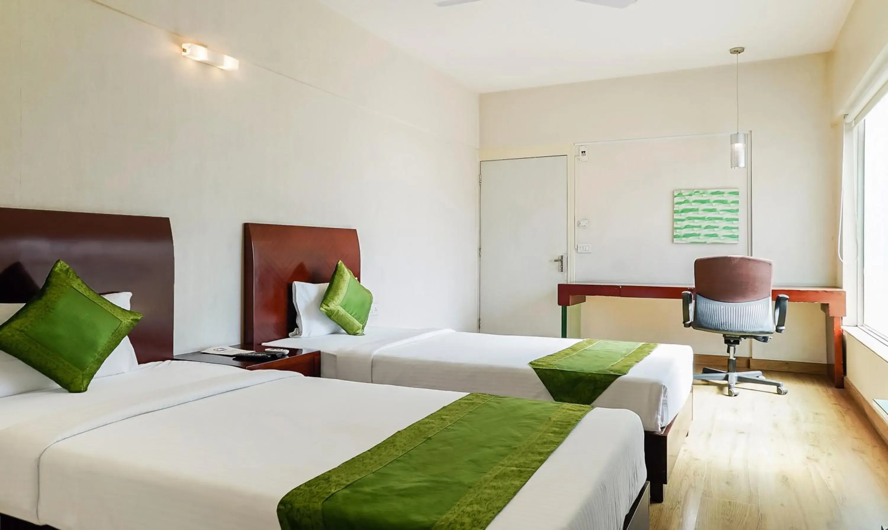 Bedroom, Bed in Treebo Brooks Manor Bedroom, Bed in Treebo Brooks Manor