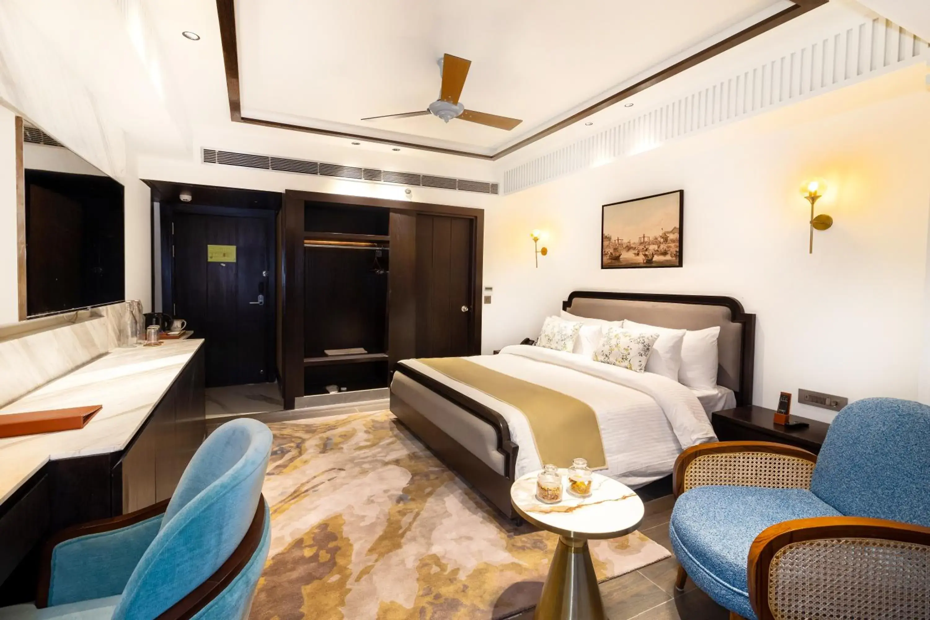 Superior King Room in Auradoon, Dehradun - By Leisure Hotels Superior King Room in Auradoon, Dehradun - By Leisure Hotels